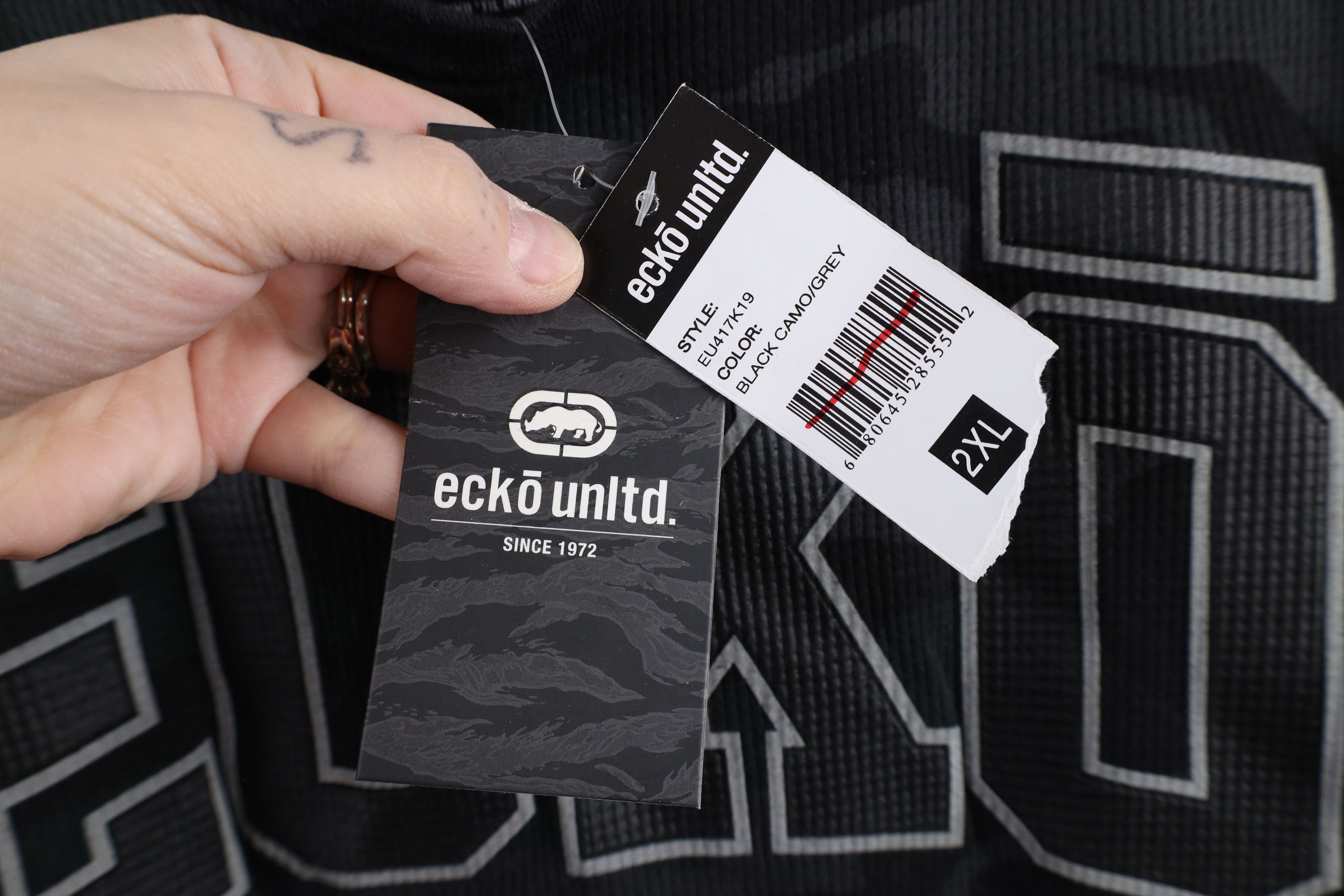 Vintage Deadstock Vintage Y2K Ecko Unlimited Waffle Knit T-Shirt Size US XXL / EU 58 / 5 - 6 Thumbnail