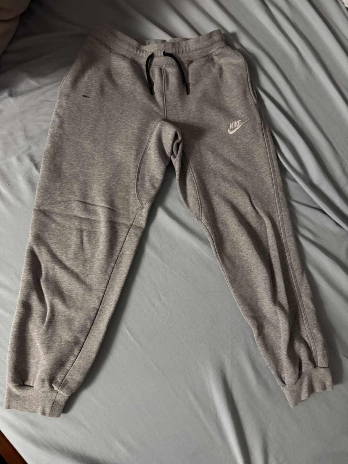 Nike Nike Grey Sweats Size US 29 - 1 Thumbnail