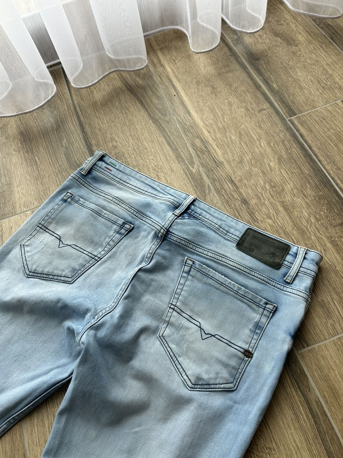 Diesel Black Gold Diesel light denim distressed jeans mens rare drip y2k Size US 36 / EU 52 - 4 Thumbnail