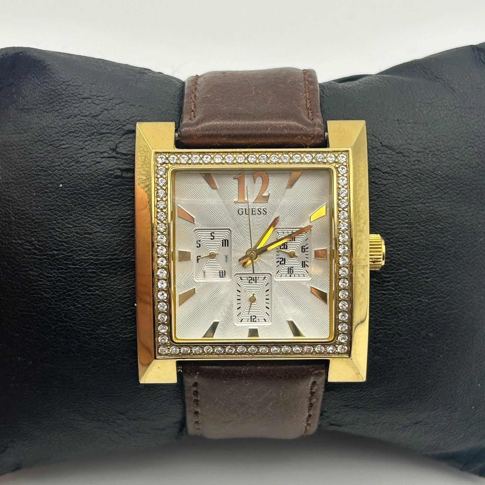 Guess Guess Gold Crystal-encrusted Bezel Brown Leather Watch Size ONE SIZE - 1 Thumbnail