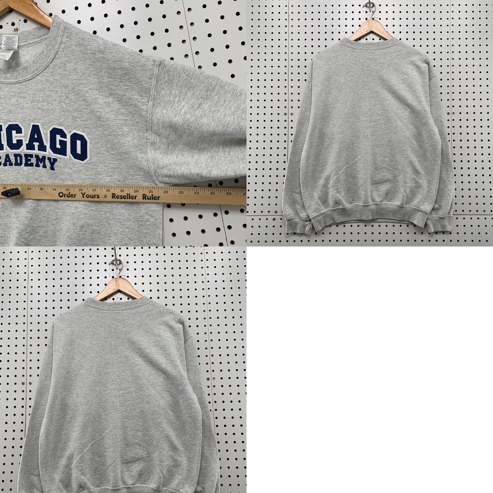 Gildan Chicago Academy Sweatshirt Mens Medium Gray Crewneck Embroidered 22x25.5 Size US M / EU 48-50 / 2 - 9 Thumbnail