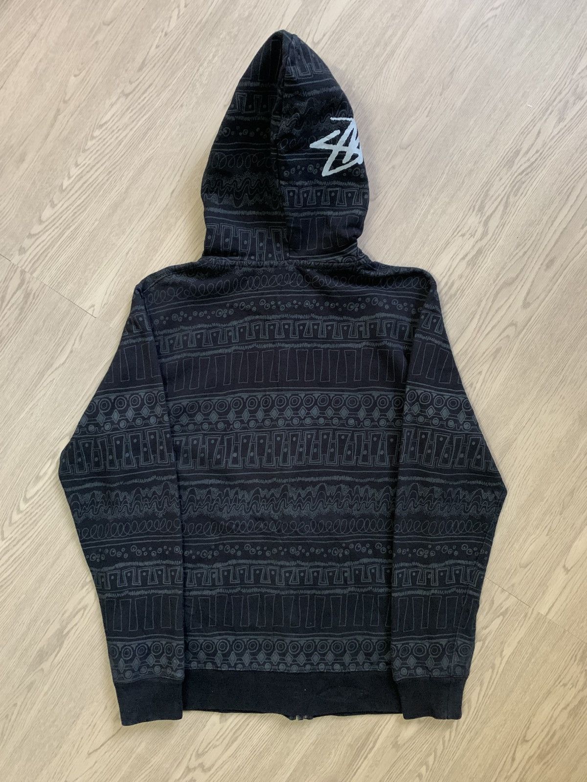 Stussy Vintage Stussy Tribal Full Print Zip Up Hoodies Size US M / EU 48-50 / 2 - 3 Thumbnail