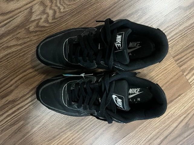 Nike Rare Nike Air Max 90 ‘Black White Stitching’ Size US 9 / EU 42 - 2 Thumbnail