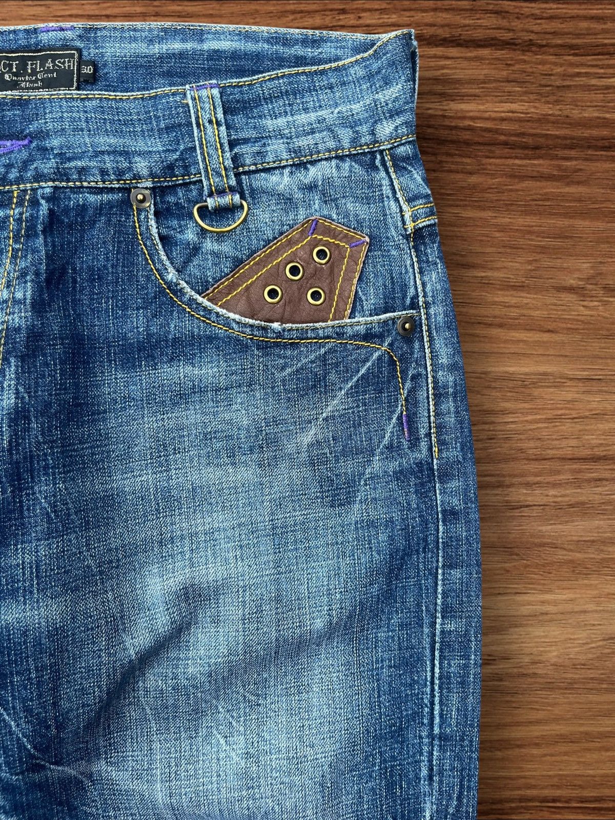 Japanese Brand Vintage Japanese Brand Blue Washed Buttonfly Distressed Jean Size US 31 - 7 Thumbnail
