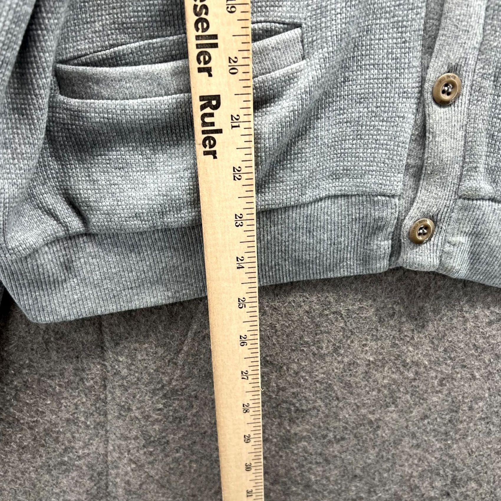 Hugo Boss VINTAGE Hugo Boss Sweater Women XL Cardigan Gray Fleece Logo All Seasons Fall Winter Spring Regular Womens Size XL / US 12-14 / IT 48-50 - 5 Thumbnail