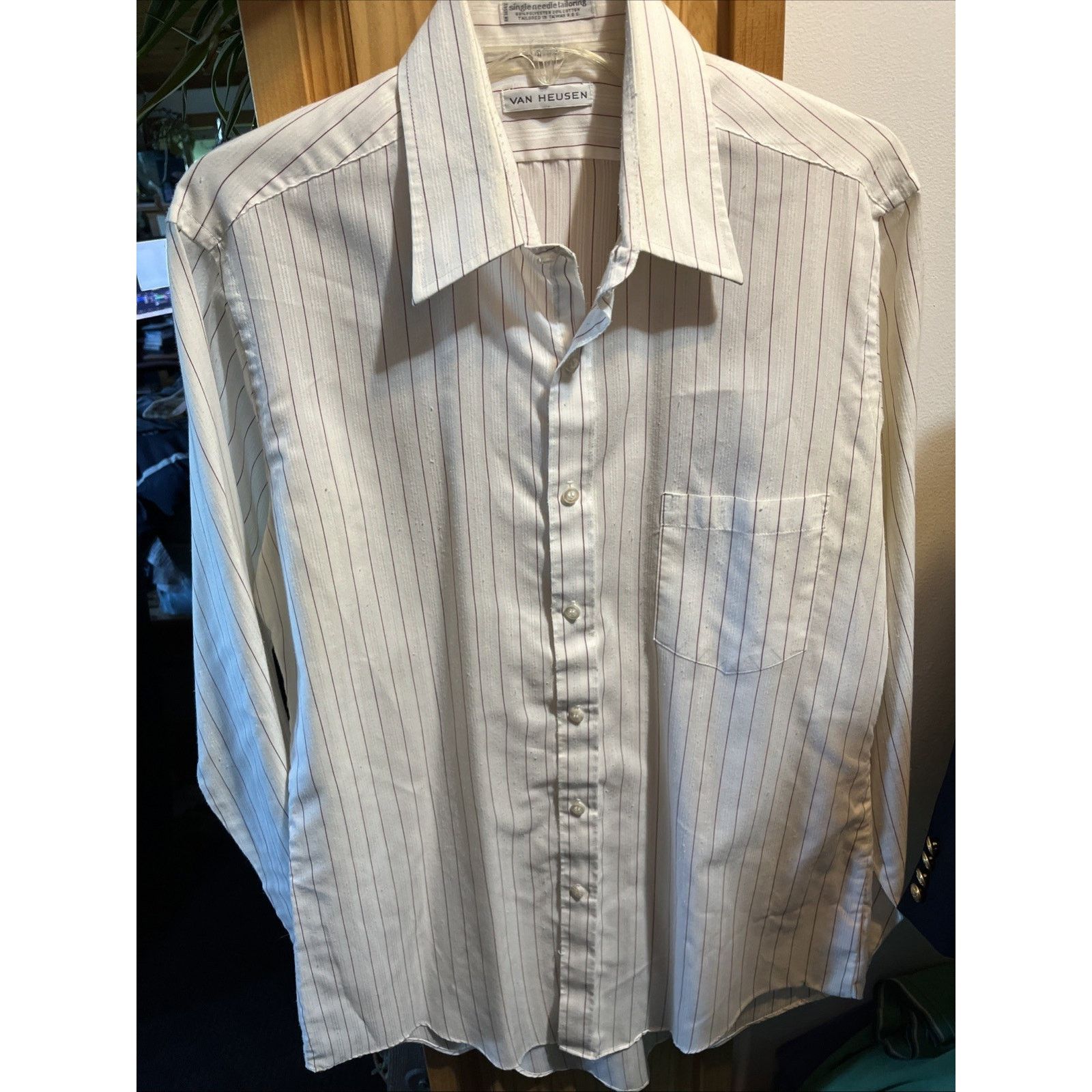 Van Heusen Van Heusen Shirt Mens 15.5 34/35 White Red Striped LS Pocket Size US L / EU 52-54 / 3 - 8 Thumbnail