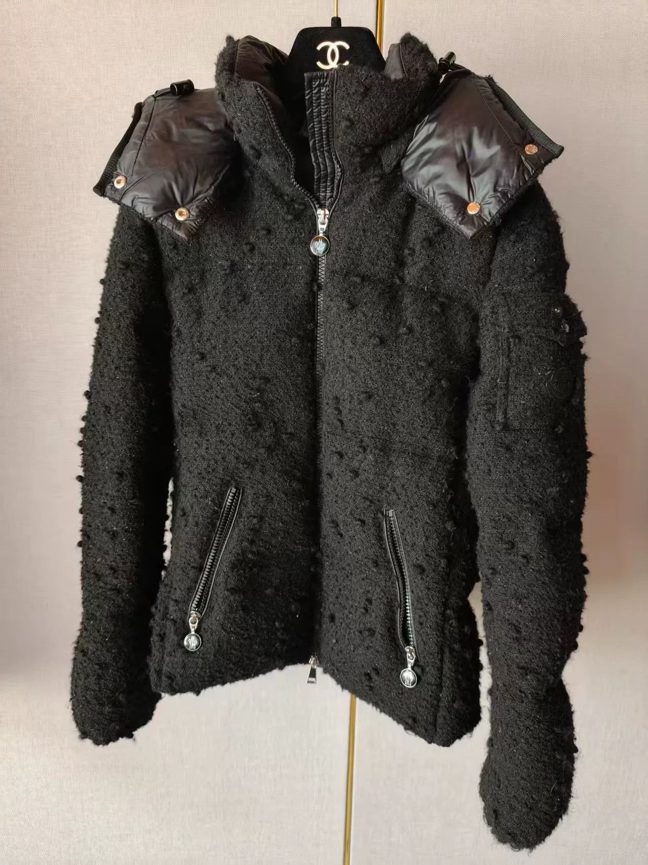 Moncler Moncler Black Down Jacket Size M / US 6-8 / IT 42-44 - 1 Thumbnail