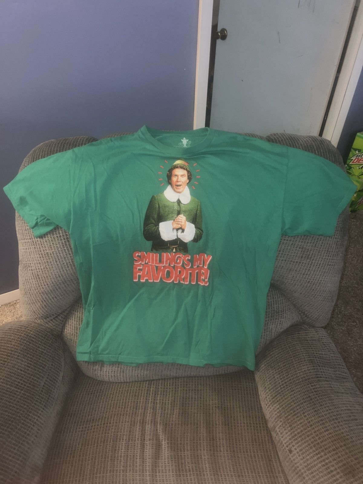 Ripple Junction Ripple Junction Elf Smiling’s My Favorite! Tee Size US XL / EU 56 / 4 - 1 Thumbnail