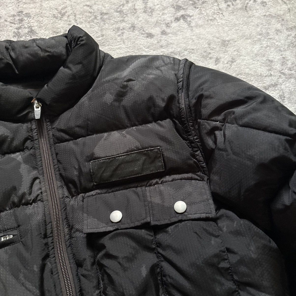 Undercover Undercover AW03 Paper Doll Rottweiler Camo Cargo Puffer | M Size US M / EU 48-50 / 2 - 7 Thumbnail