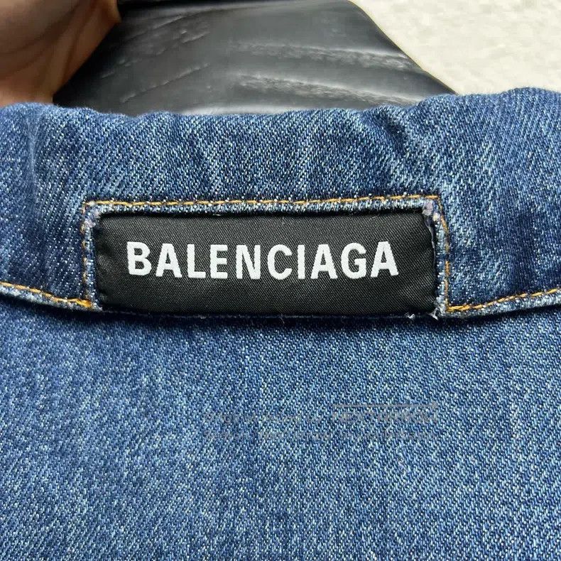 Balenciaga Balenciaga Inverted Irregular Denim Jacket Size XS / US 0-2 / IT 36-38 - 6 Thumbnail