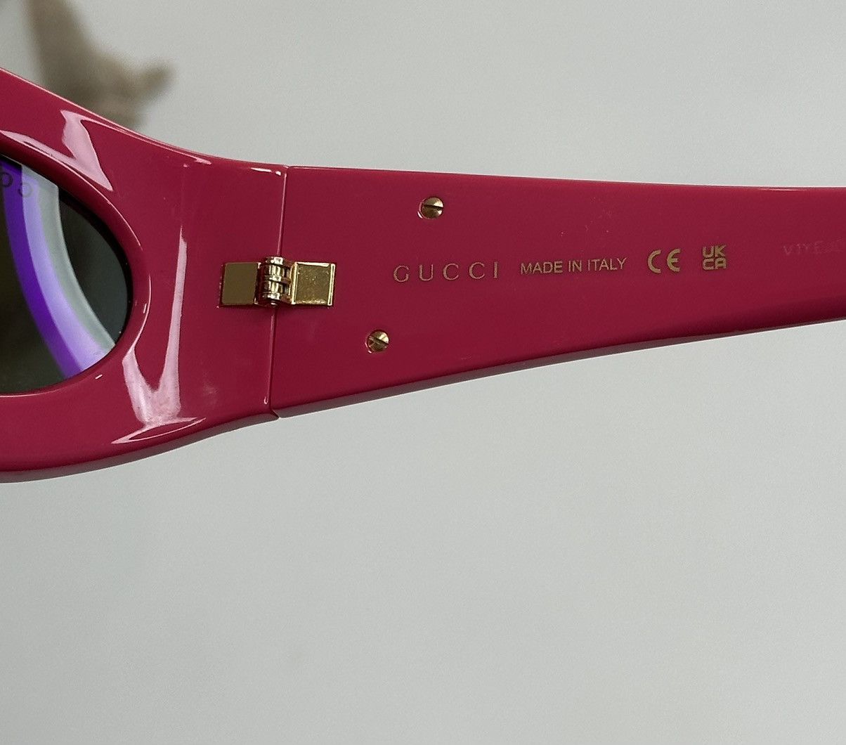 Gucci Gucci Fuchsia pink wrap sunglasses Size ONE SIZE - 9 Thumbnail