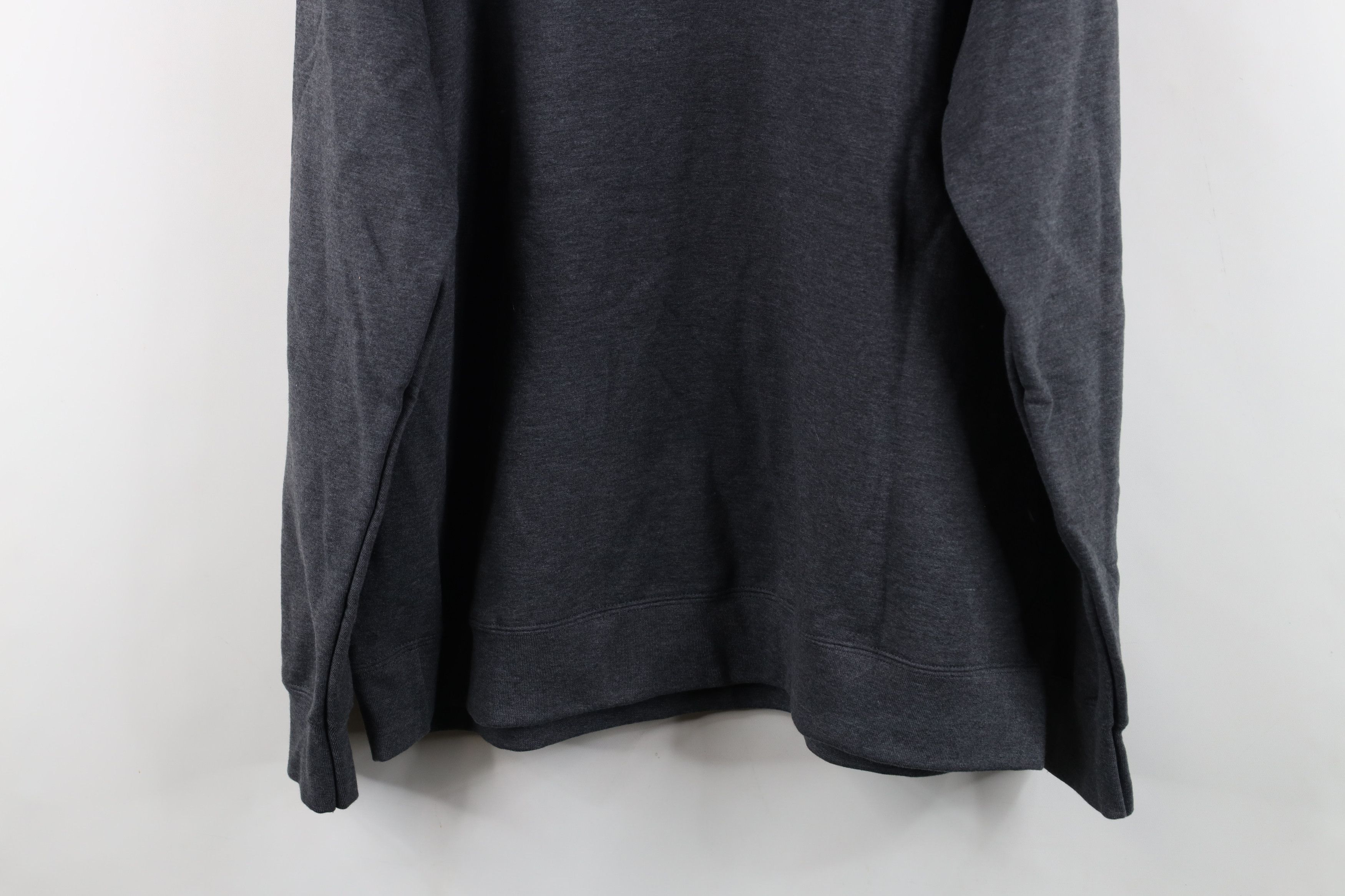 Vintage Vintage Streetwear Gun Crewneck Sweatshirt Heather Gray Size US XL / EU 56 / 4 - 11 Thumbnail