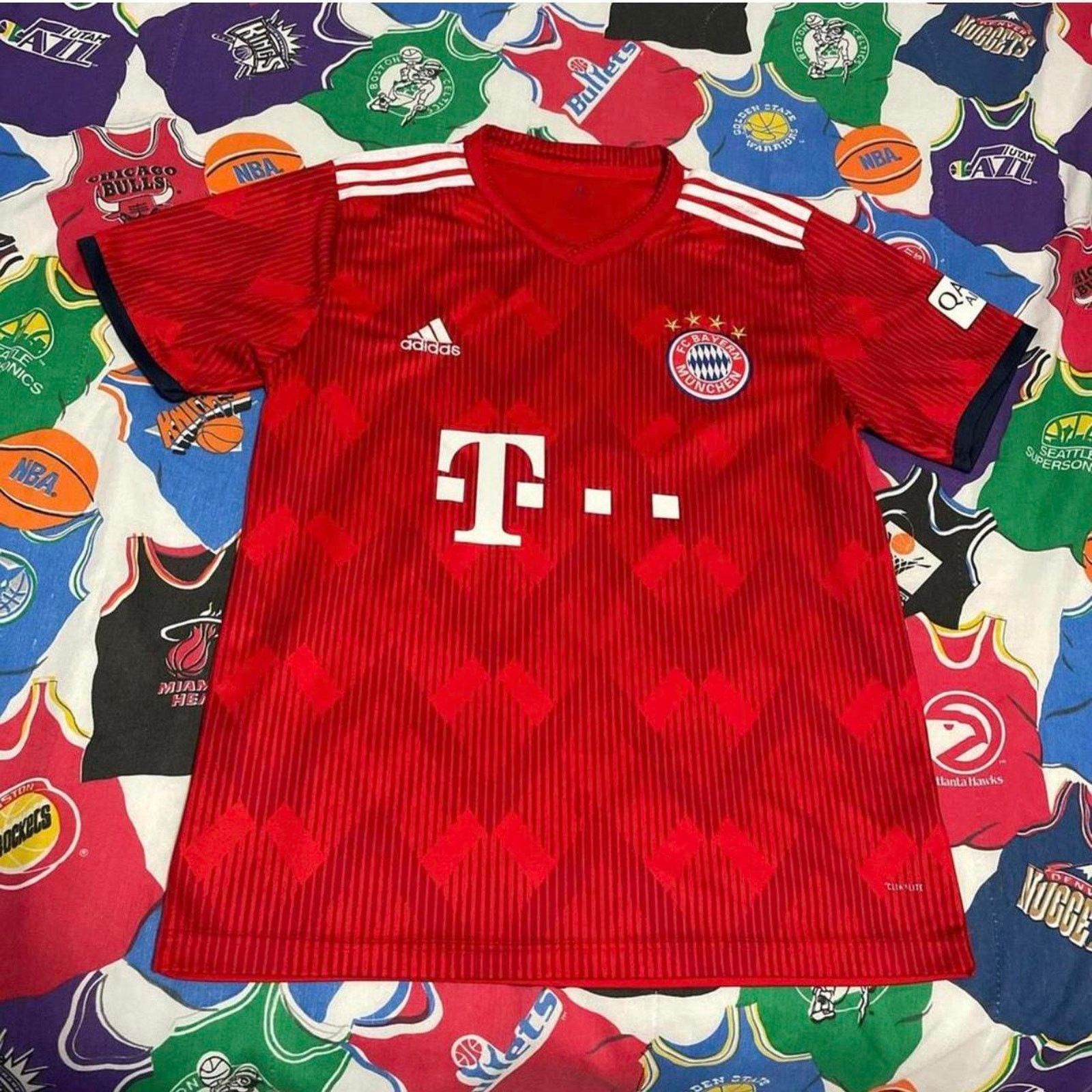 Adidas Adidas FC Bayern Munich Home Mens Sz L Large Jersey Size US L / EU 52-54 / 3 - 1 Thumbnail