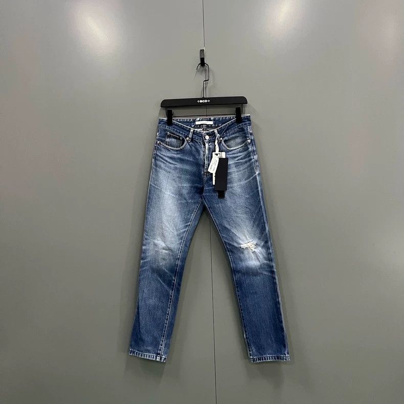 Givenchy Givenchy Size XXS Distressed Washed Denim Pants Size US 31 - 1 Thumbnail