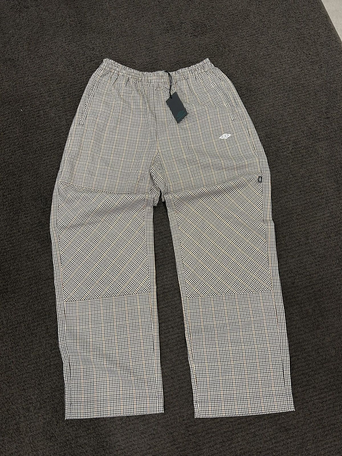 Umbro Umbro Checked Double Knee Pants Brown Black Size US 34 / EU 50 - 1 Thumbnail