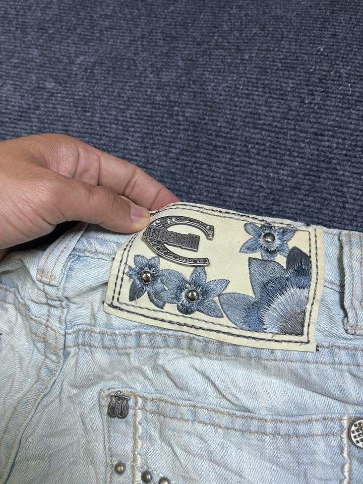 Just Cavalli Just Cavalli Y2K light wash featuring ripped details Size 30" / US 8 / IT 44 - 11 Thumbnail