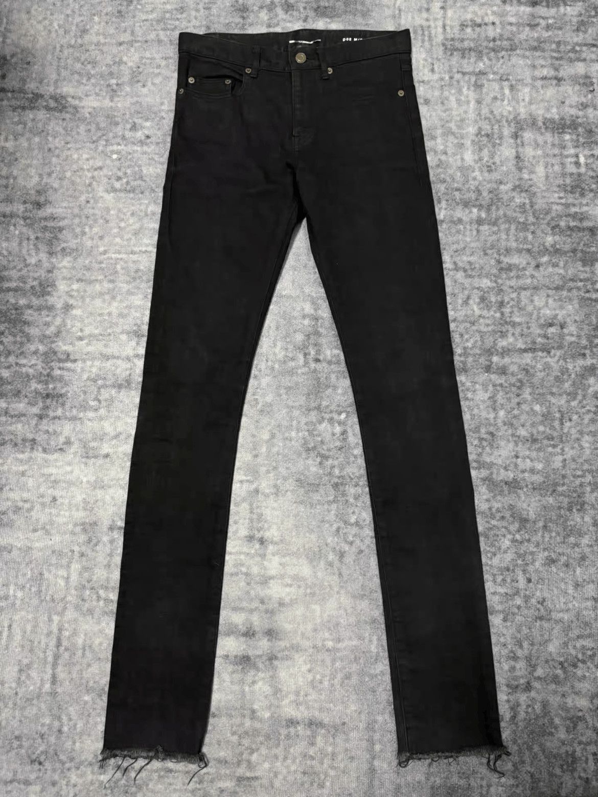 Saint Laurent Paris Saint Laurent Paris by Hedi 15SS Runway Distressed Denim-25 Size US 28 / EU 44 - 1 Thumbnail