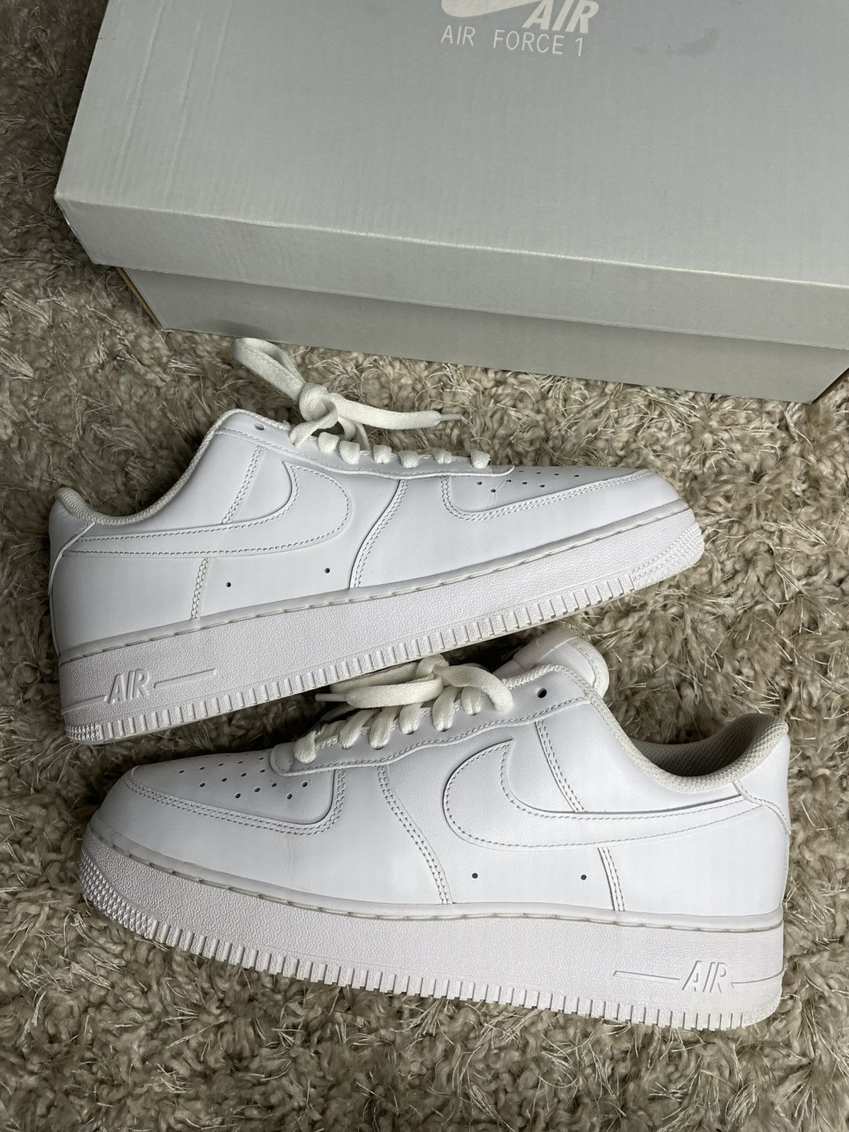 Nike Nike Air Force 1 Size US 9 / EU 42 - 2 Thumbnail