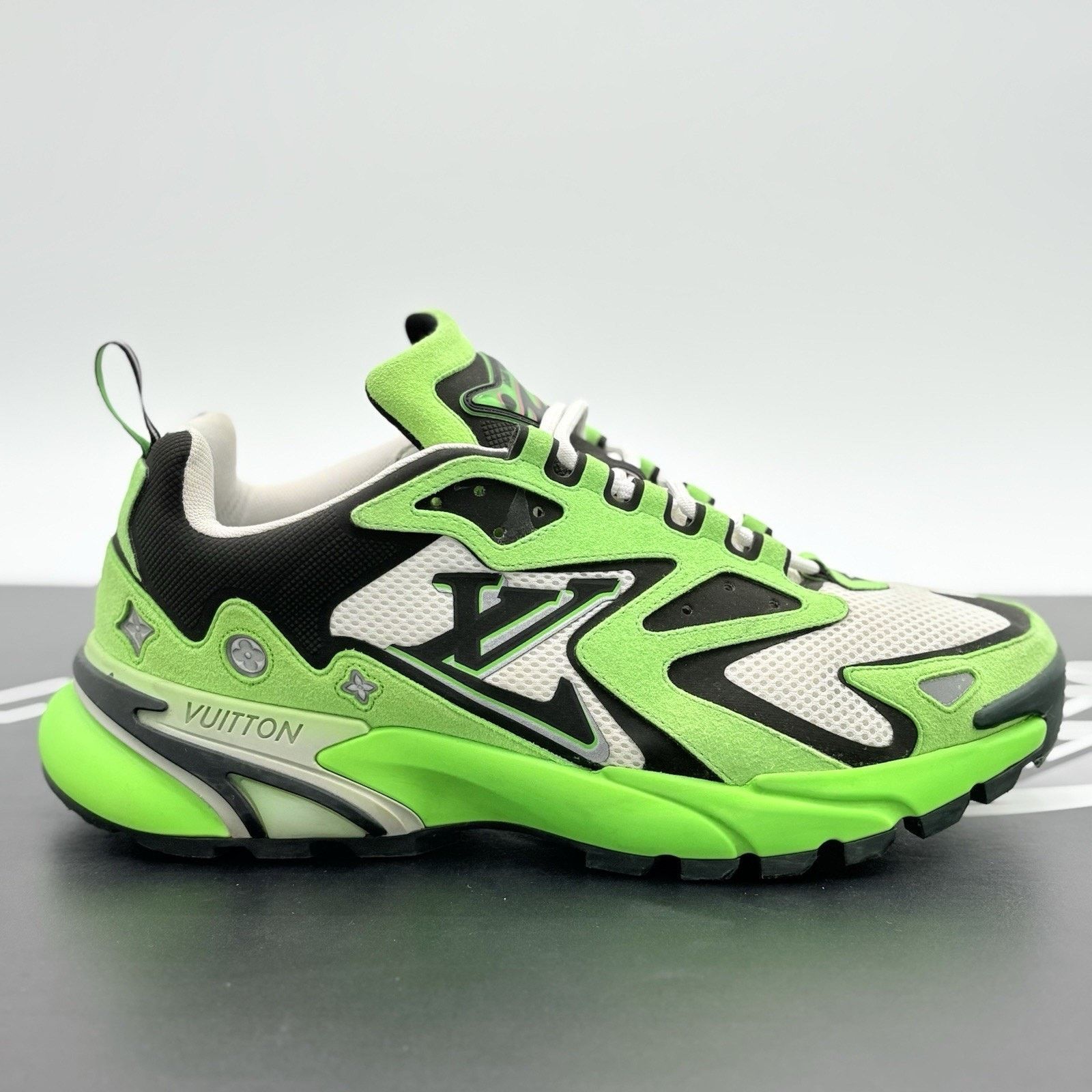 Louis Vuitton Louis Vuitton Tactic Runner ' Green ' | GREAT CONDITION! Size US 8.5 / EU 41-42 - 2 Thumbnail