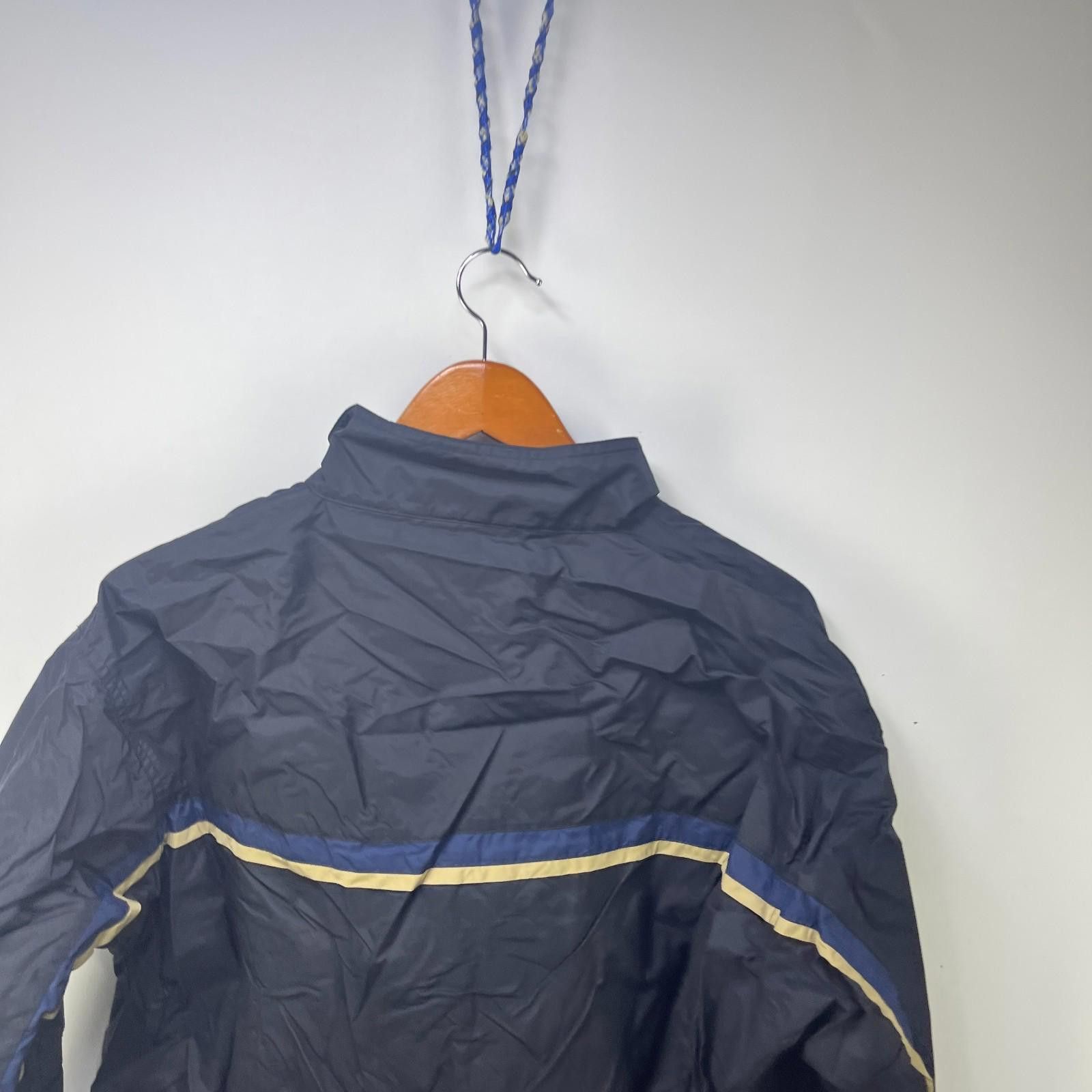 Nike Vintage Nike Y2K Windbreaker Swoosh Jacket Large Size US L / EU 52-54 / 3 - 10 Thumbnail