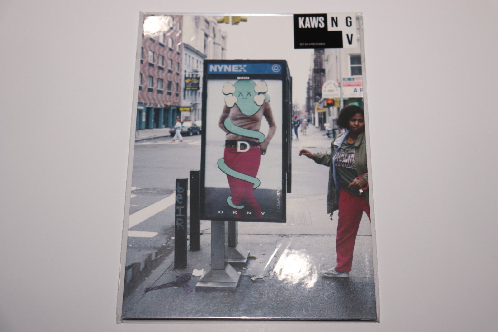 Kaws Kaws NGV Phone Shelters Postcard Set of 4 Size ONE SIZE - 6 Thumbnail