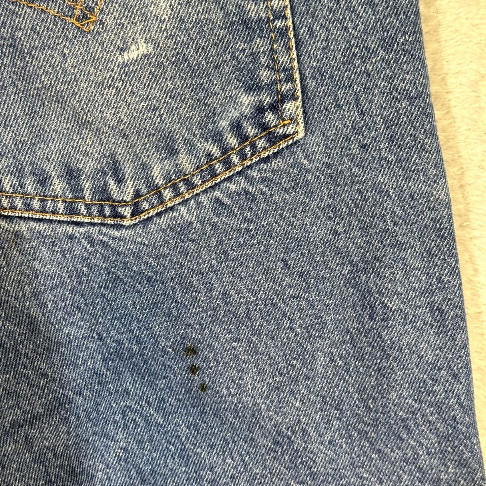 Levi's VINTAGE Levi's 505 Jeans Mens 42x30 Blue Denim Medium Wash 90s Relaxed Fit Regular 5-Pocket Zipper Fly Mens Jeans Size US 42 / EU 58 - 3 Thumbnail