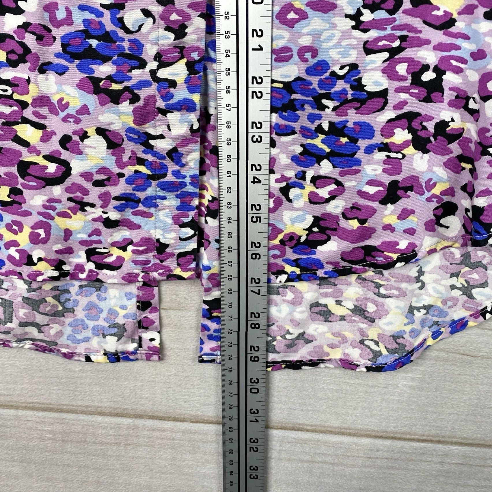 Calvin Klein Calvin Klein Top Womens L Colorful Animal Print Button Up Chambray Denim Lyocell Size L / US 10 / IT 46 - 6 Thumbnail