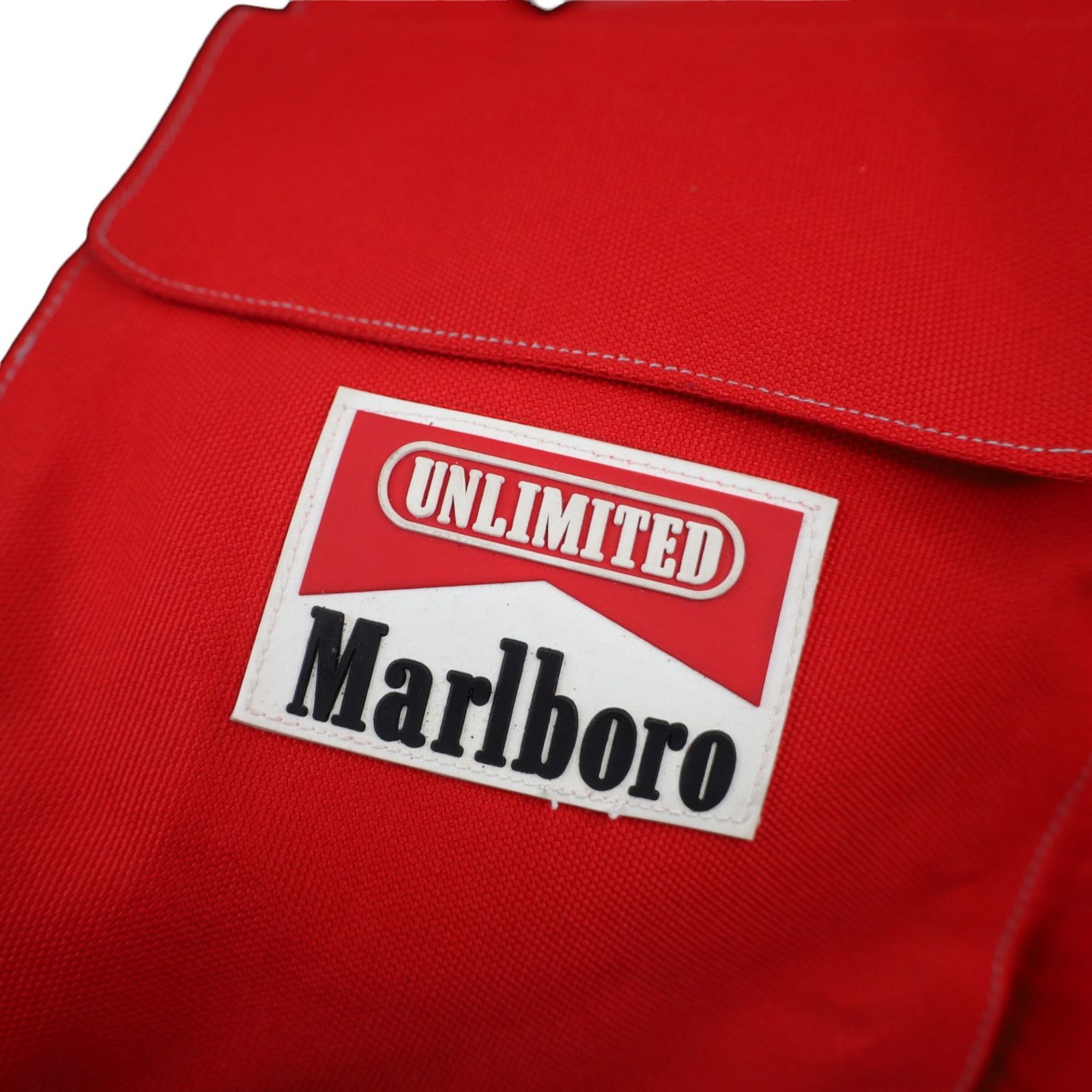 Marlboro Vintage Marlboro Large Duffle Bag Sling Backpack Red Size ONE SIZE - 4 Thumbnail