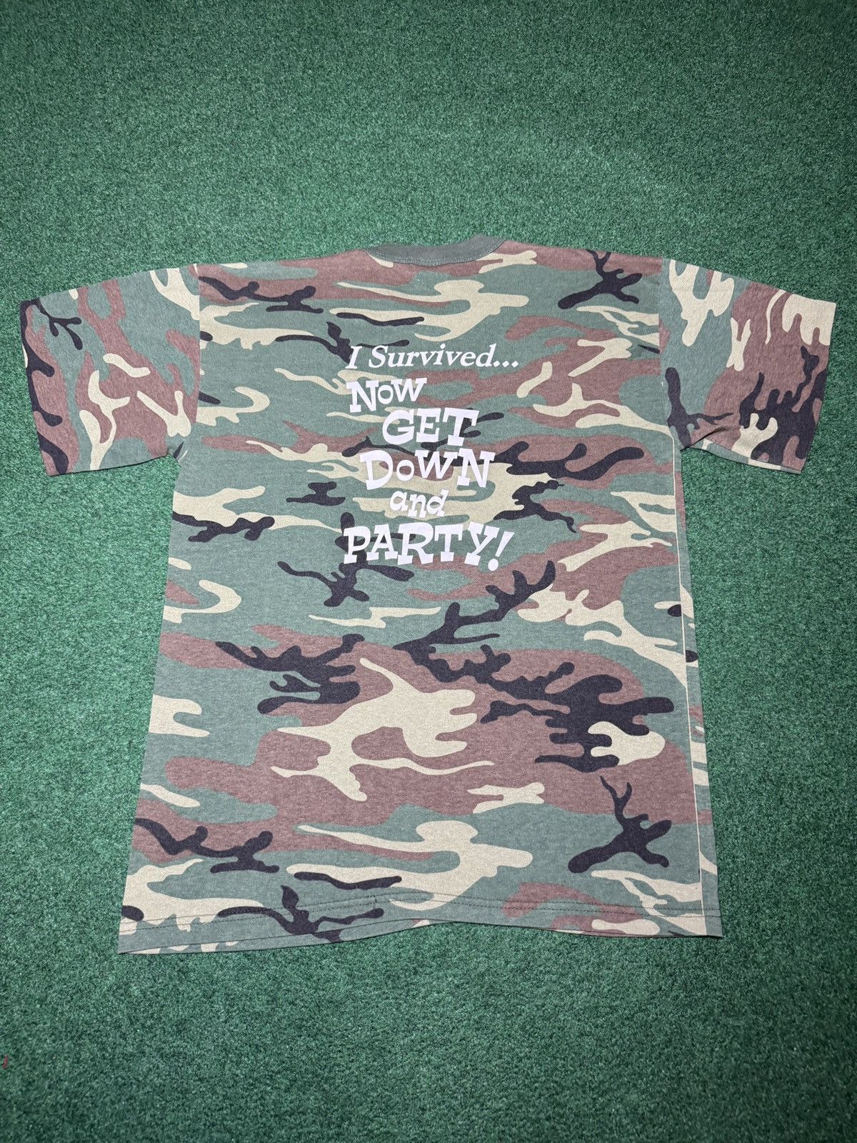 Vintage Woodchuck Hunt Vintage Camo Funny Graphic T Shirt Size US L / EU 52-54 / 3 - 3 Thumbnail
