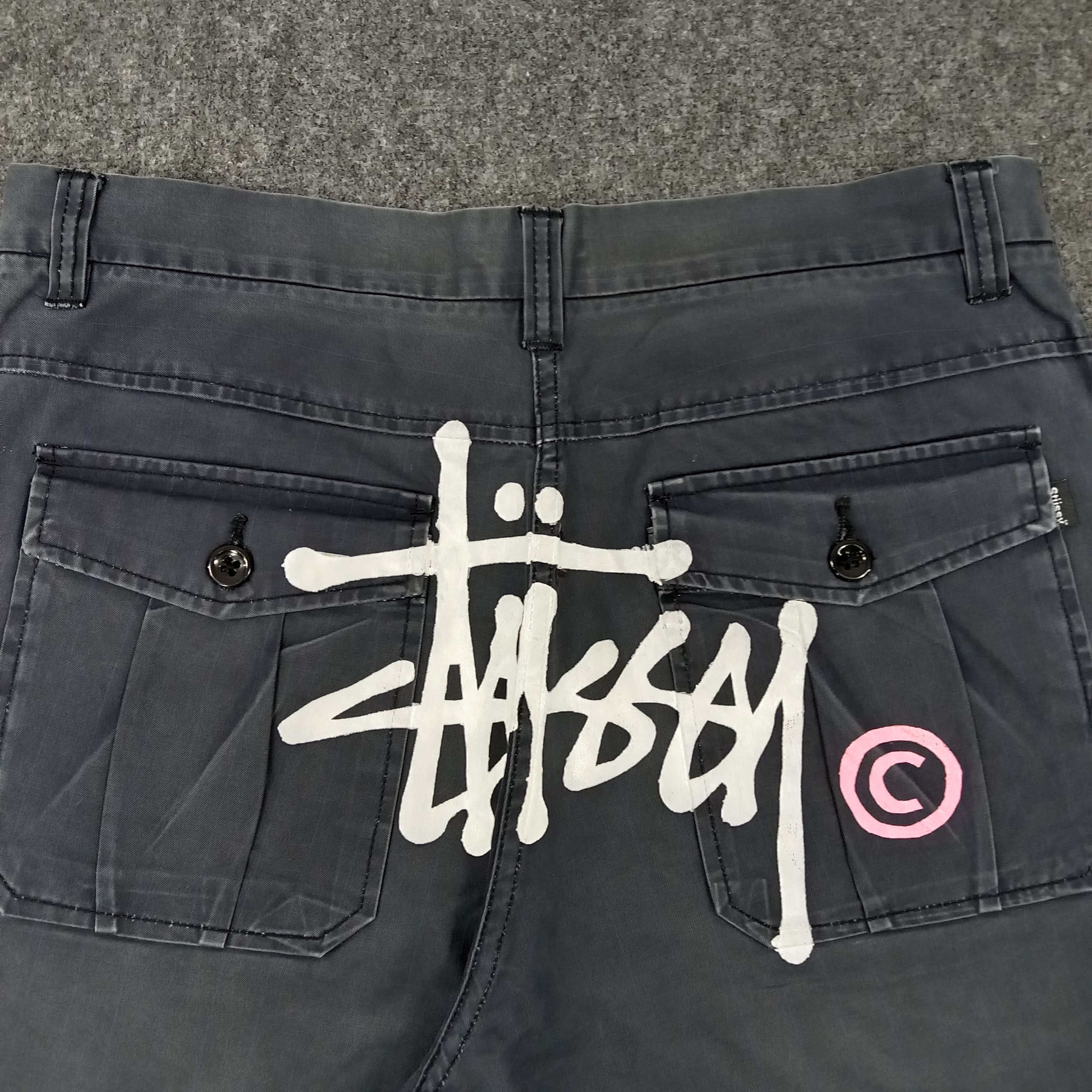 Stussy × Vintage Stussy AmericanStreetwear Custom Art Short Pants C217N14 Size US 33 - 2 Thumbnail