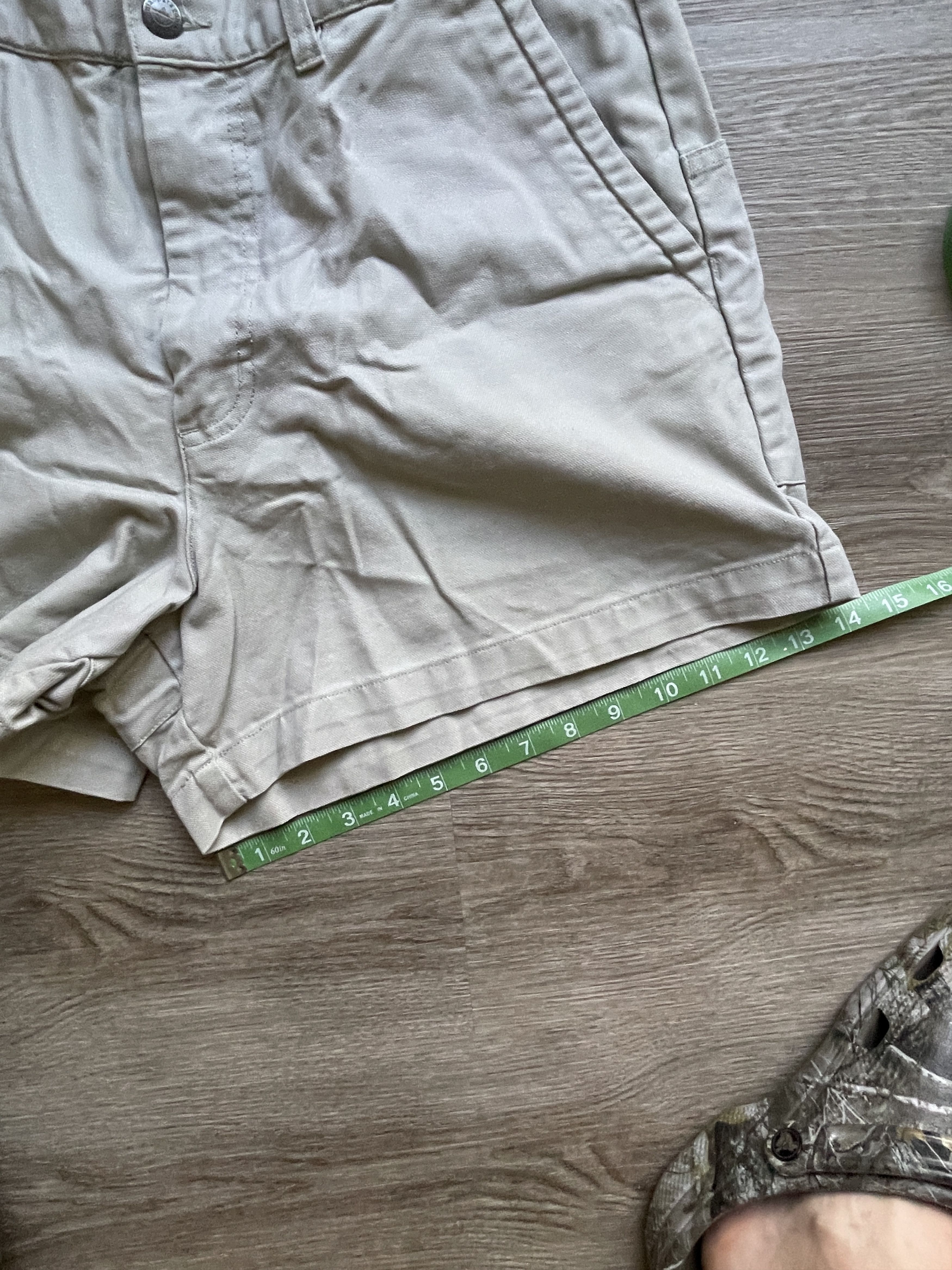 Patagonia Patagonia SS15 Stand Up Shorts 4.5" Inseam - Khaki Size US 36 / EU 52 - 5 Thumbnail