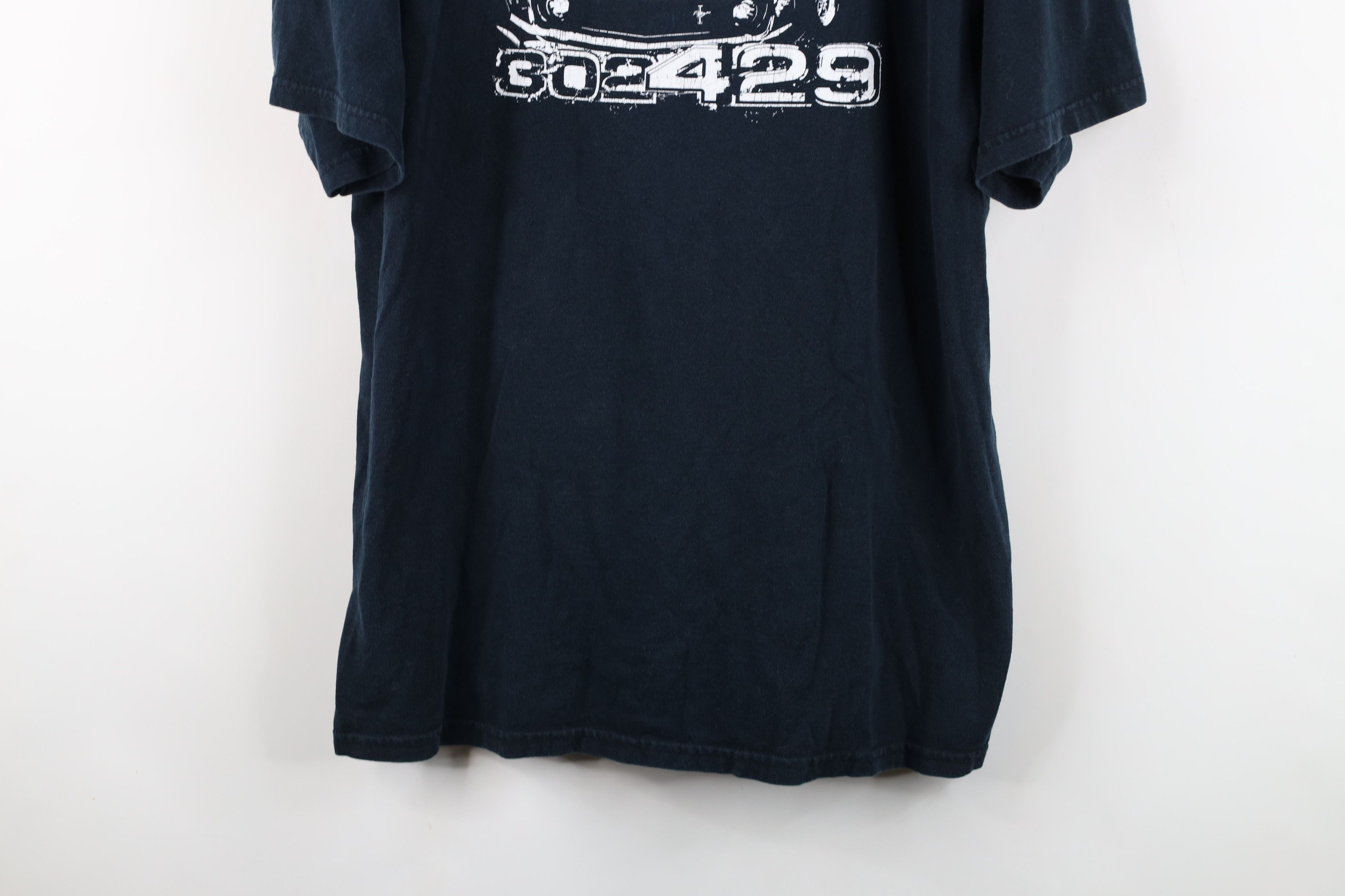 Vintage Vintage Ford Motor Co Boss Mustang 302 429 Car T-Shirt Size US XL / EU 56 / 4 - 3 Thumbnail