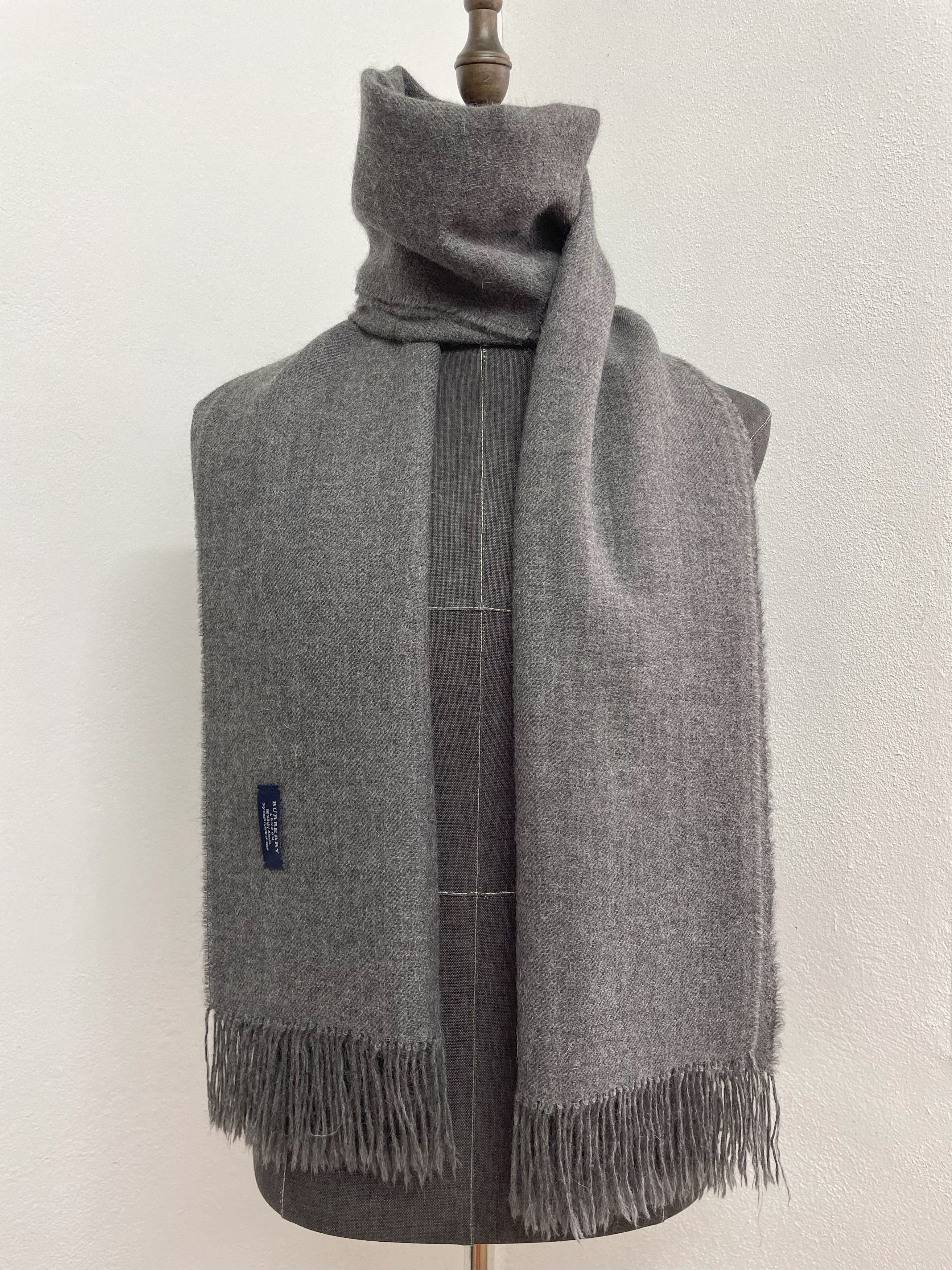 Burberry Burberry Big Scarf Scarf / Muffler - 6159 Size ONE SIZE - 4 Thumbnail