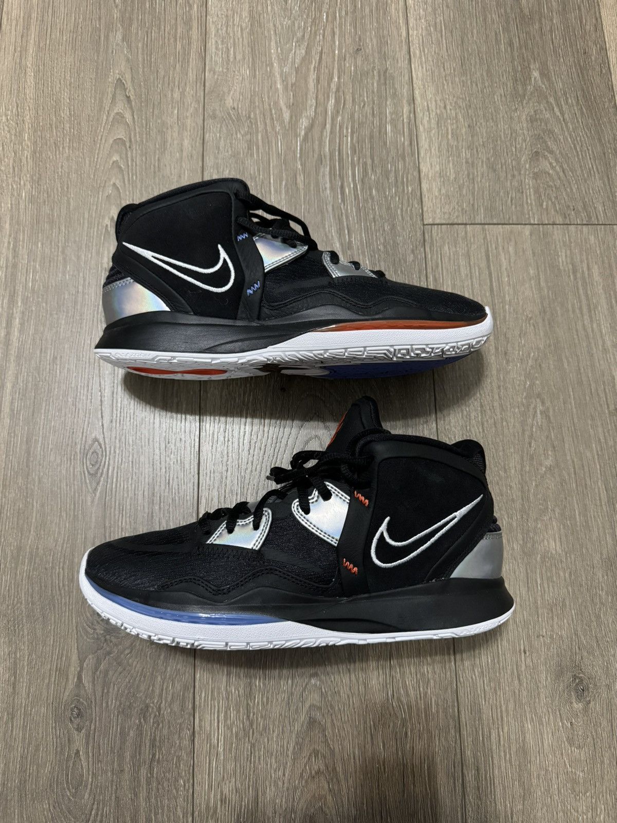 Nike Nike Kyrie Infinity Fire and Ice Size US 9 / EU 42 - 1 Thumbnail