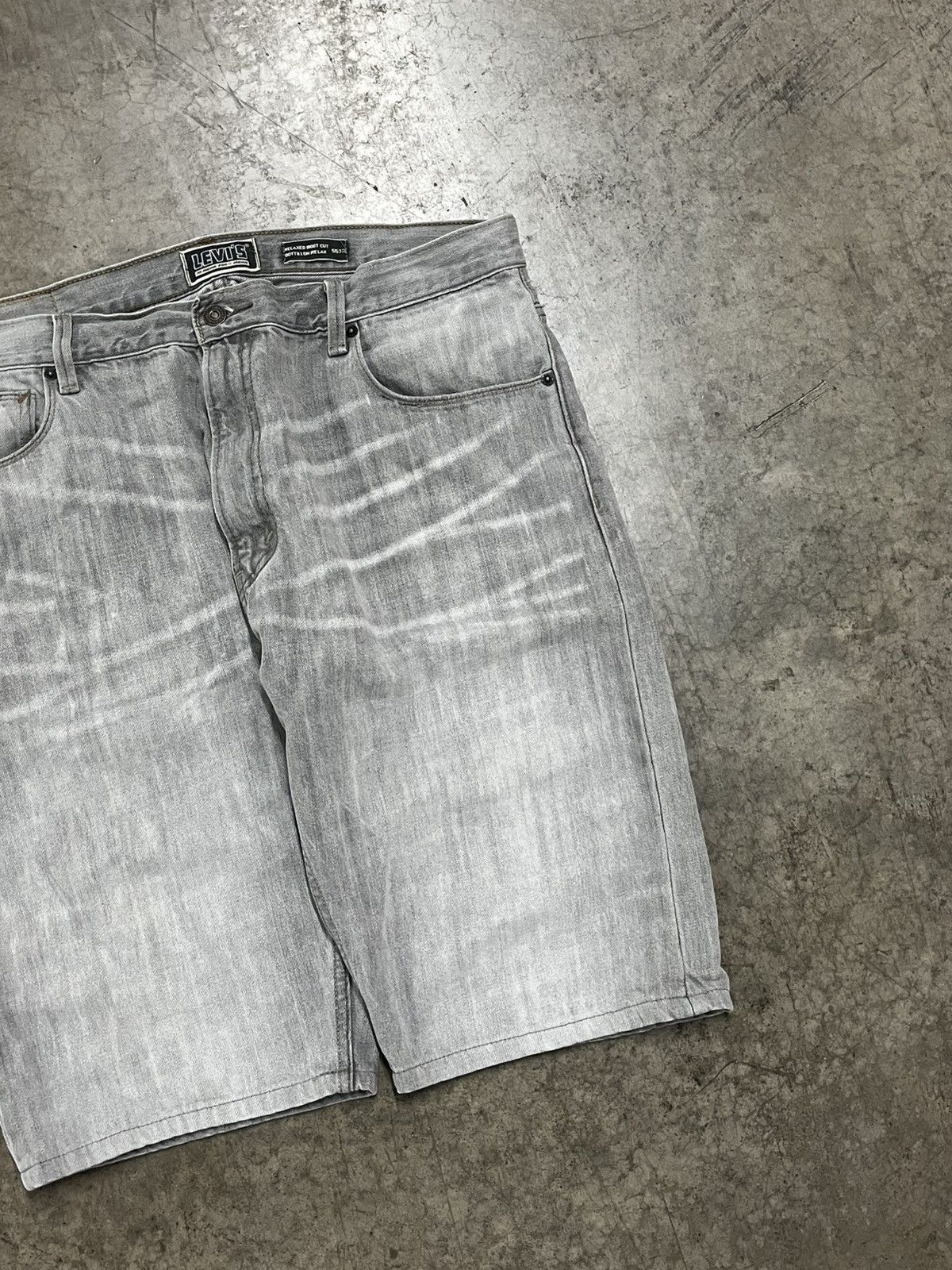 Levi's × Vintage Levi’s jorts vintage baggy fit faded gray streetwear hype Size US 36 / EU 52 - 8 Thumbnail