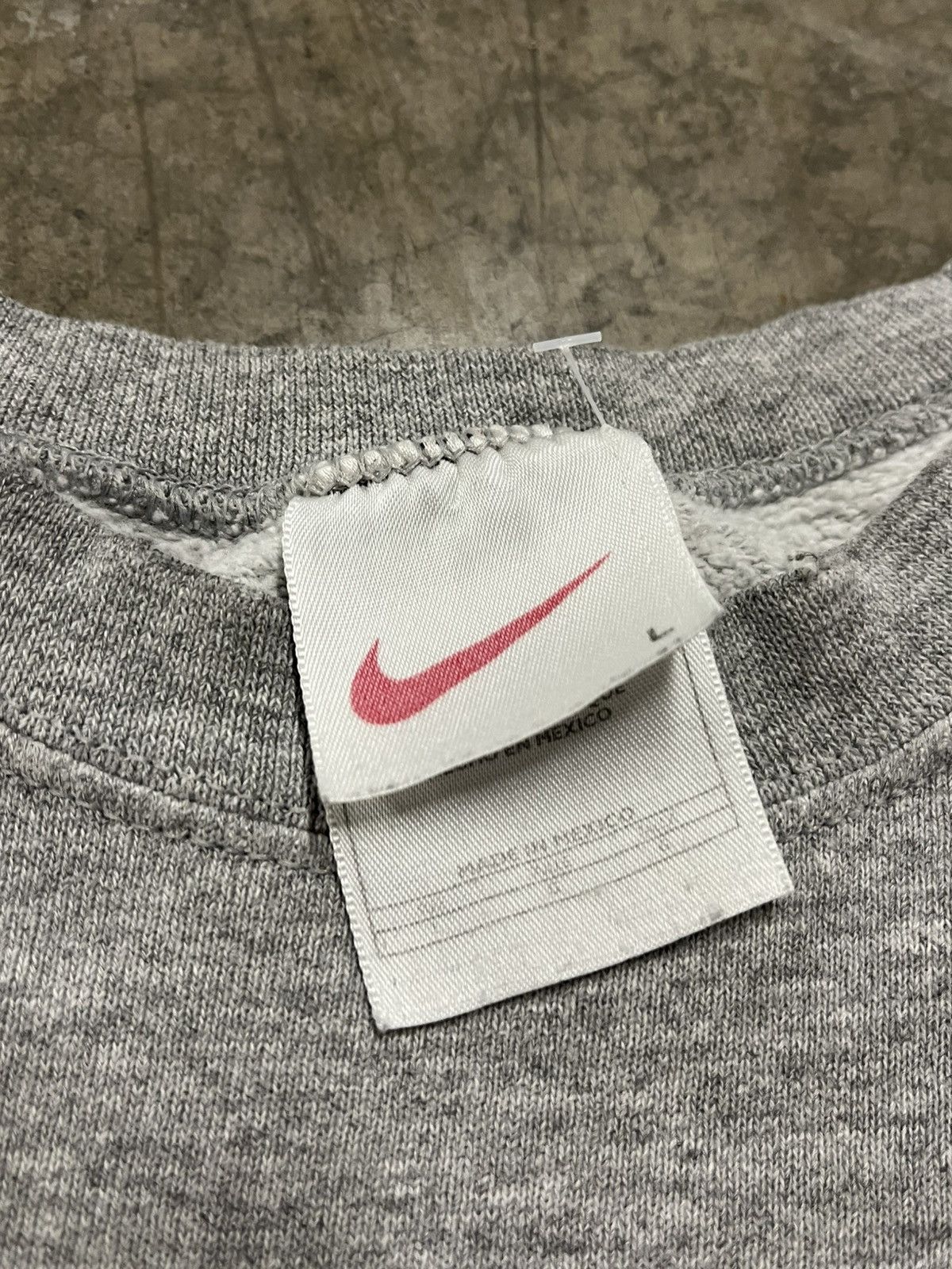 Nike × Vintage Nike 90s vintage Heather gray boxy fit crewneck hype rare Size US L / EU 52-54 / 3 - 5 Thumbnail