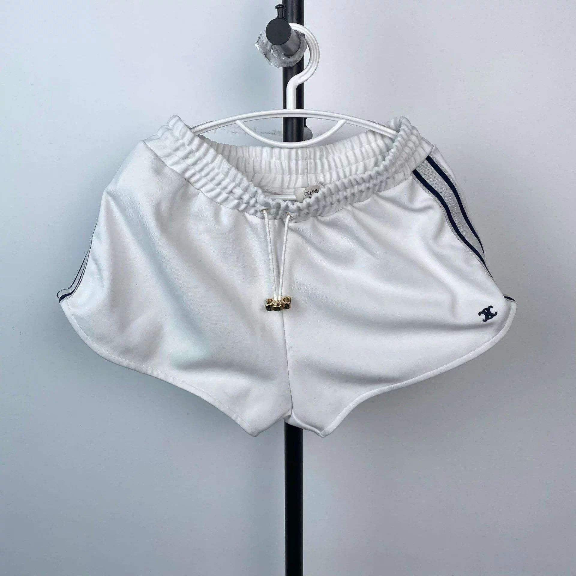 Celine Celine Triomphe Gold Buckle Embroidered Logo Solid Short M Size 28" / US 6 / IT 42 - 1 Thumbnail