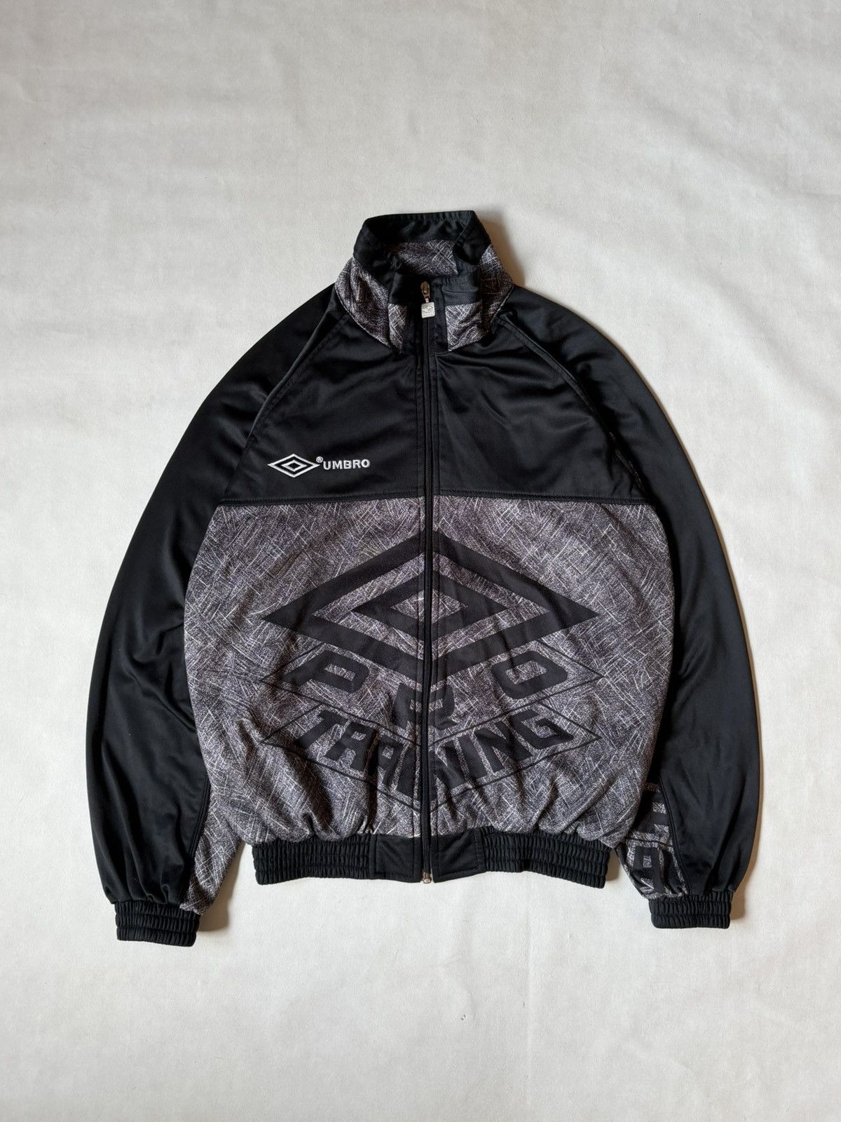 Umbro Umbro Pro Training Vintage Track Zip Jacket Rare Football Size US S / EU 44-46 / 1 - 1 Thumbnail