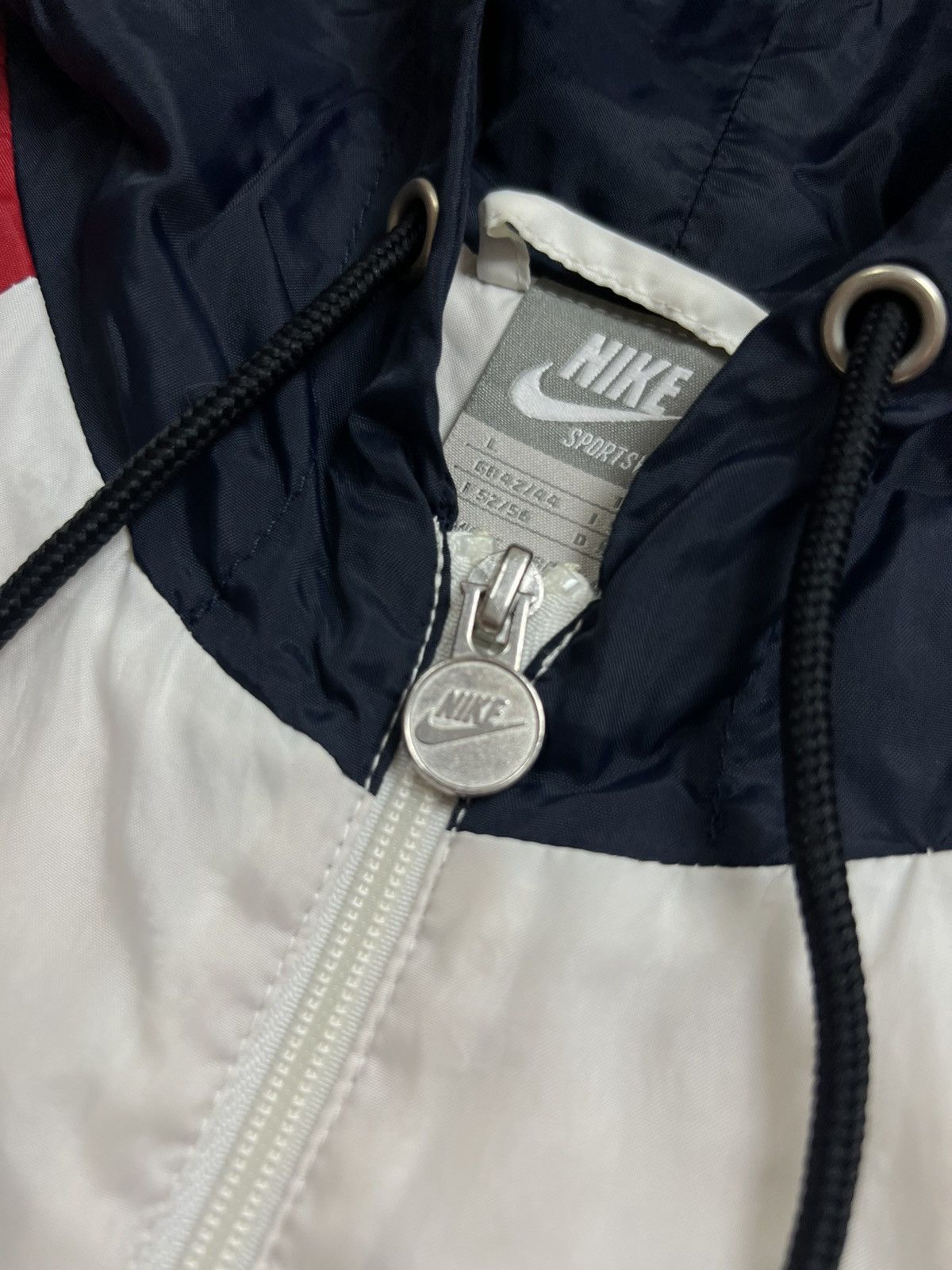 Nike 00s Nike Retro Logo Vintage Y2K Oversized Hooded Jacket Size US L / EU 52-54 / 3 - 5 Thumbnail