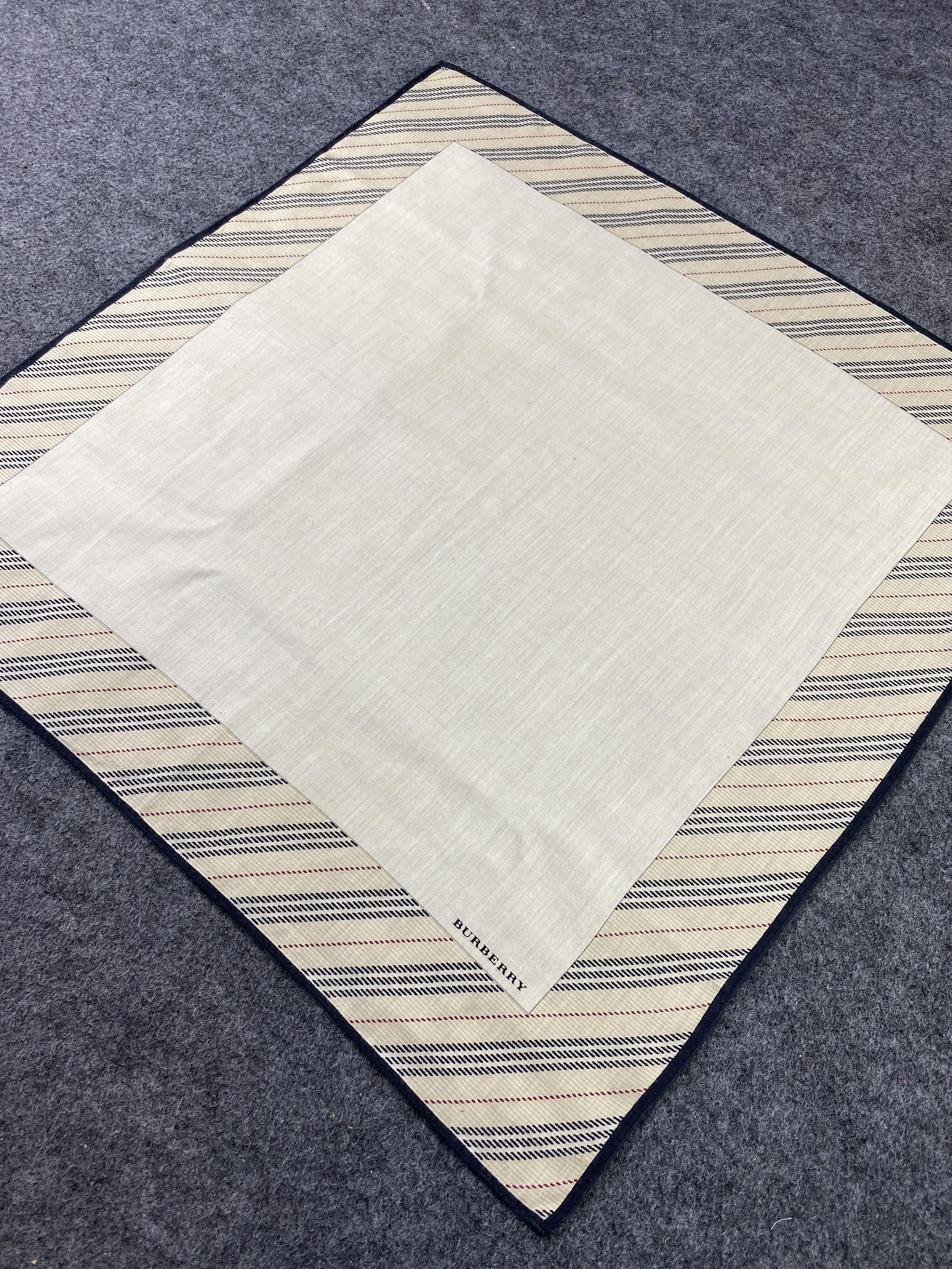 Burberry Burberry Handkerchief / Bandana / Neckerchief-B369 Size ONE SIZE - 4 Thumbnail
