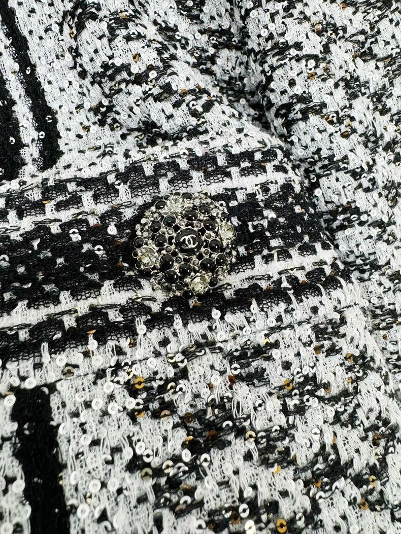 Chanel Chanel Handcrafted Sequined Jacket Size 40 -2505 Size L / US 10 / IT 46 - 4 Thumbnail