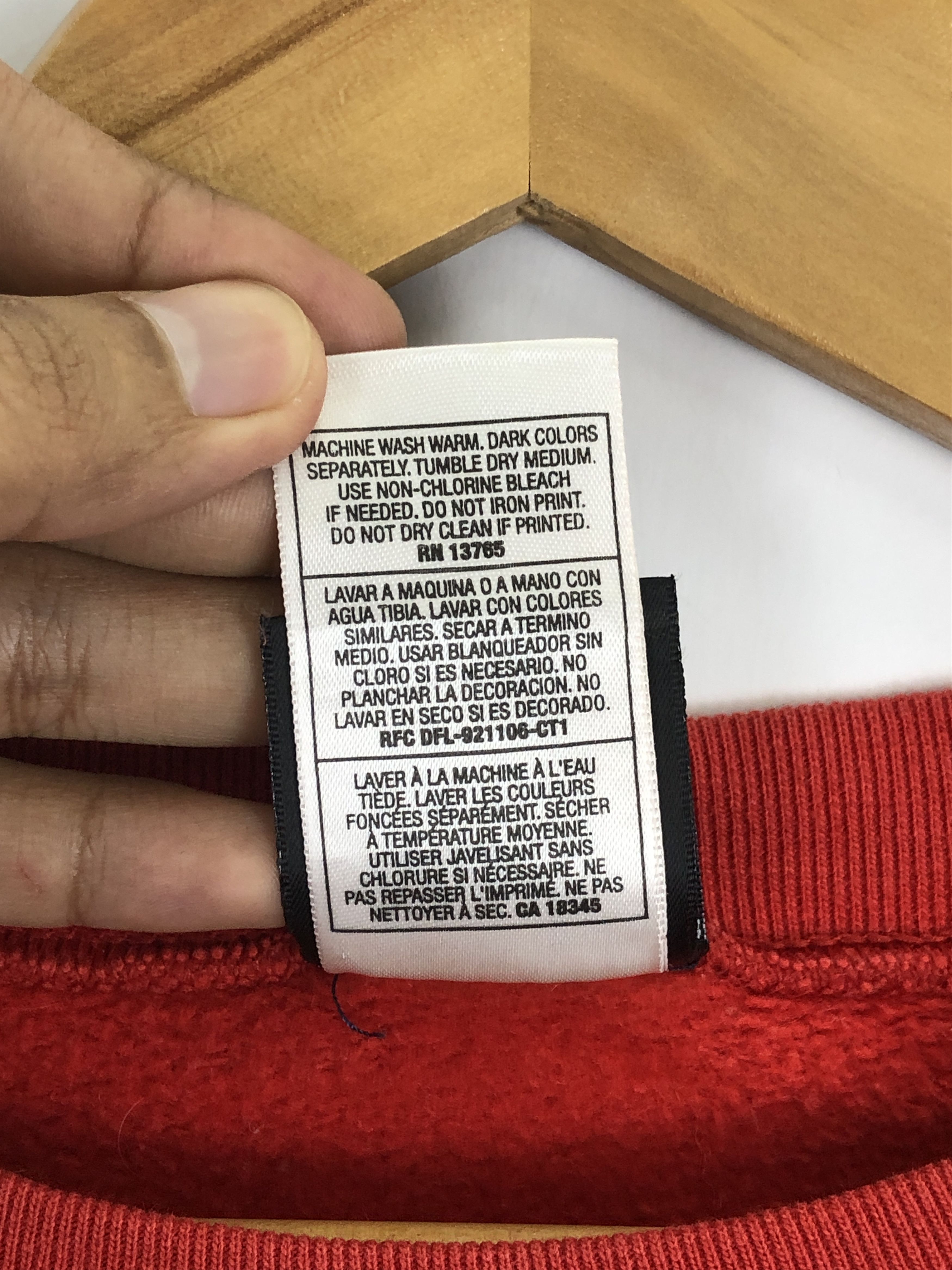 NBA × Vintage Vintage 90s NBA Chicago Bulls Crewneck Sweatshirt J1717 Size US L / EU 52-54 / 3 - 6 Thumbnail