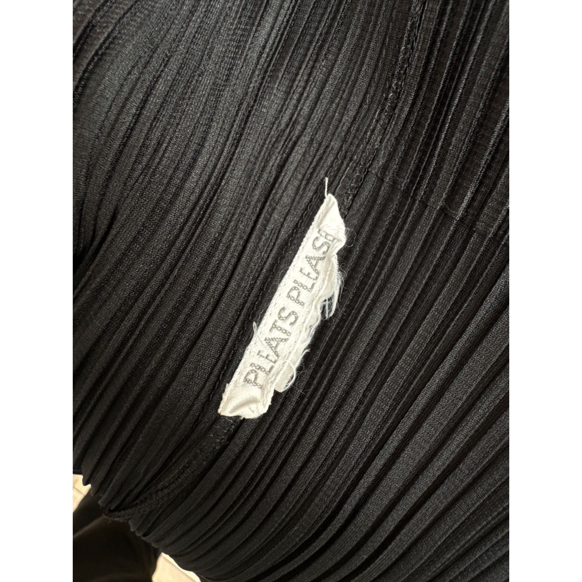 Issey Miyake Pleats Please Black Pleated Coat Size S / US 4 / IT 40 - 6 Thumbnail