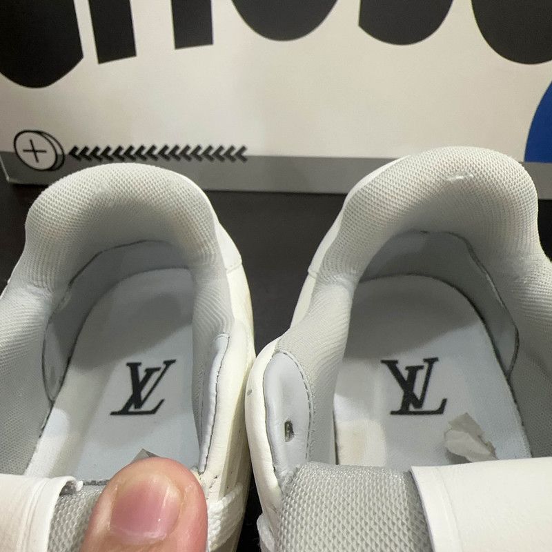 Louis Vuitton Louis Vuitton White Cement Low-Top Trainers -2508 Size US 6 / IT 36 - 7 Thumbnail