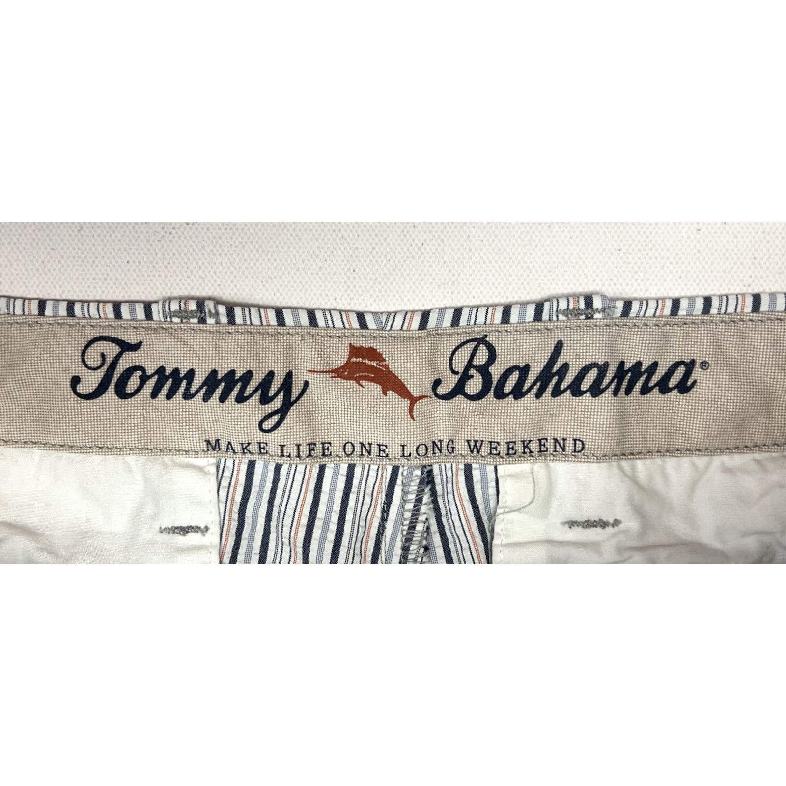 Tommy Bahama Tommy Bahama Shorts Mens Size 34 Chino Flat Front Striped White Seer Sucker Beach Casual Vintage: No Size US 36 / EU 52 - 3 Thumbnail