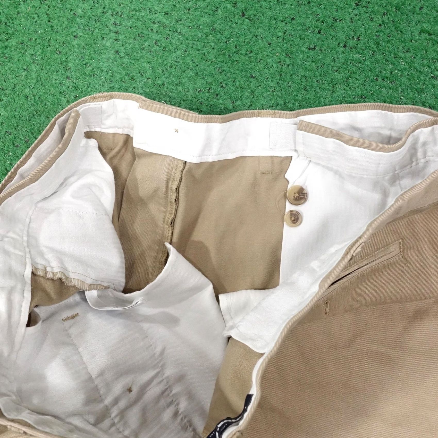 Lands' End Lands' End Mens Beige Chino Shorts Casual 40 Cotton 5 Inseam Traditional Fit Size US 40 / EU 56 - 4 Thumbnail