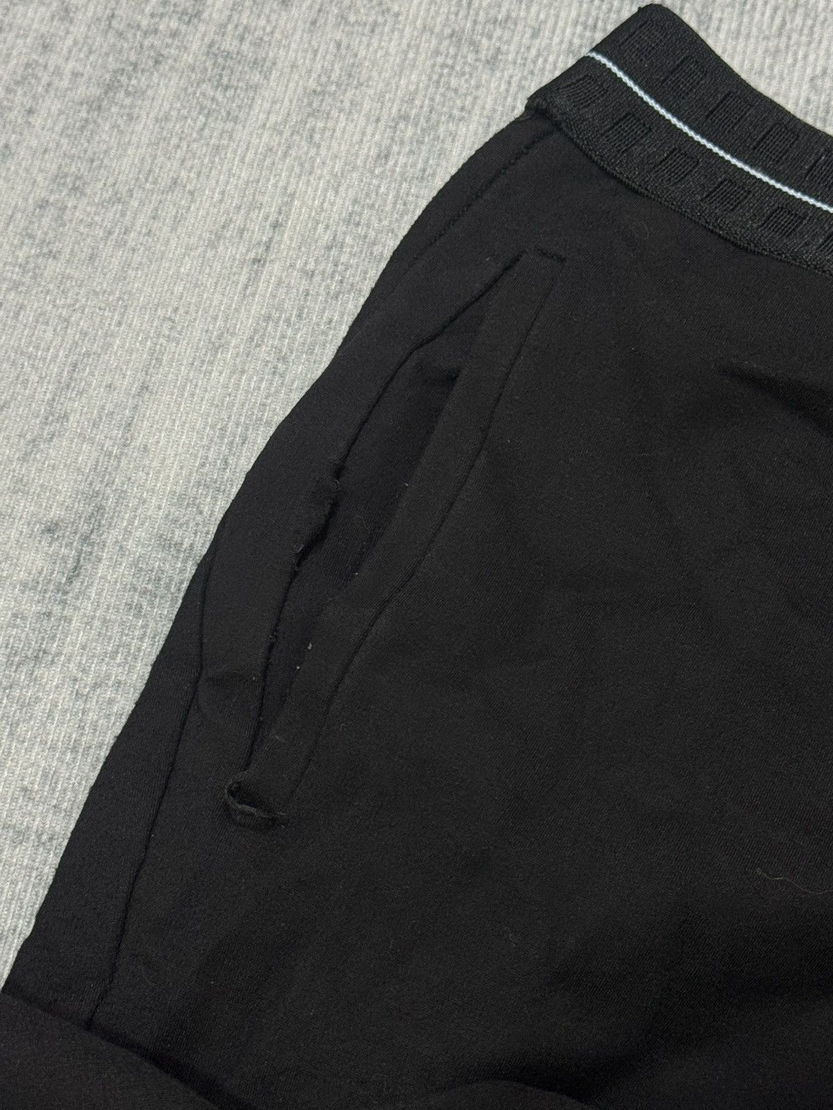 Prada Linea Rossa Scuba Trousers Size 26" / US 2 / IT 38 - 9 Thumbnail