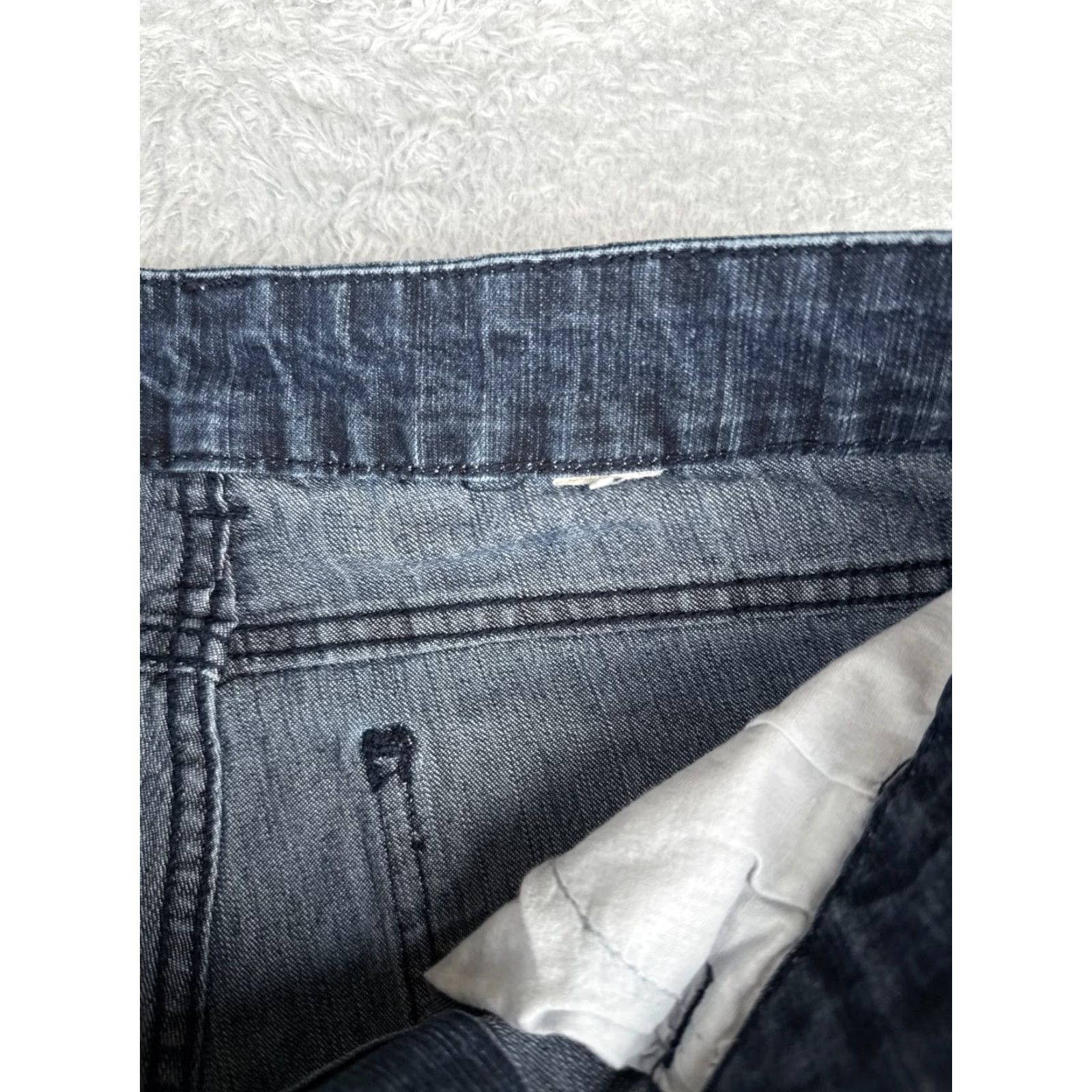 DKNY DKNY Jeans Women Bootcut Denim 30 Blue Mid Rise 30x26 Cotton Blend Pocket 5-Pocket Style Regular Size 30" / US 8 / IT 44 - 6 Thumbnail