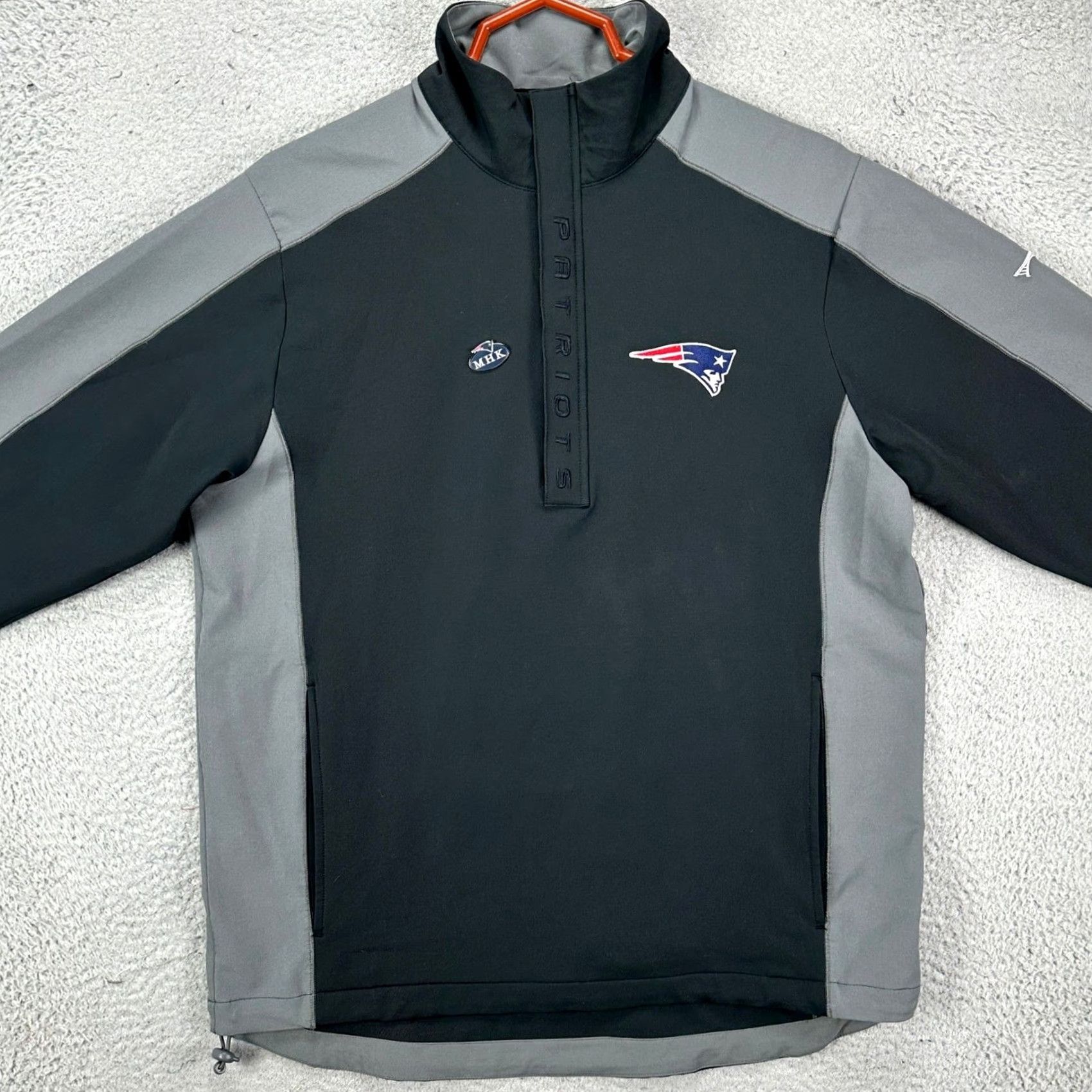 NFL New England Patriots Shirt Pullover Men Medium Black Quarter Zip Lightweight NFL Size US M / EU 48-50 / 2 - 3 Thumbnail