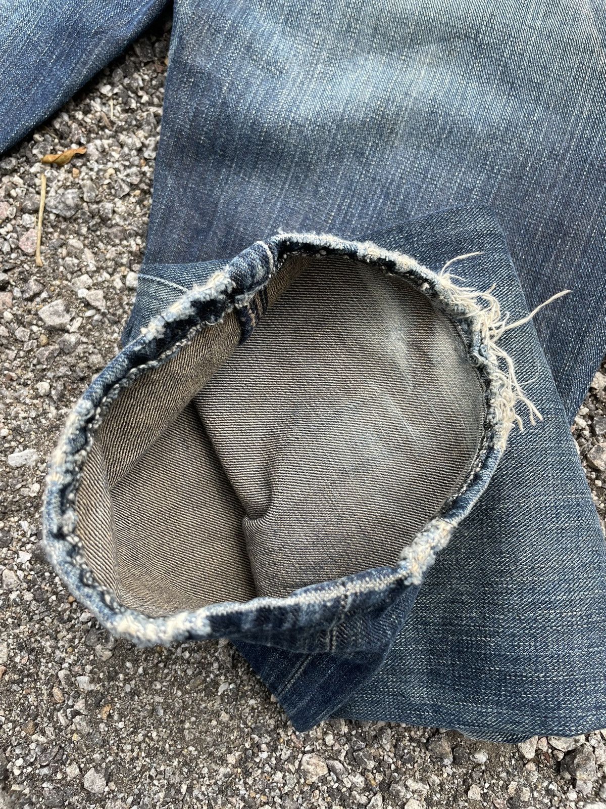 Lee 🔥Accept Binding Offer🔥 Disstressed Lee Denim jeans Vintage Size US 29 - 13 Thumbnail